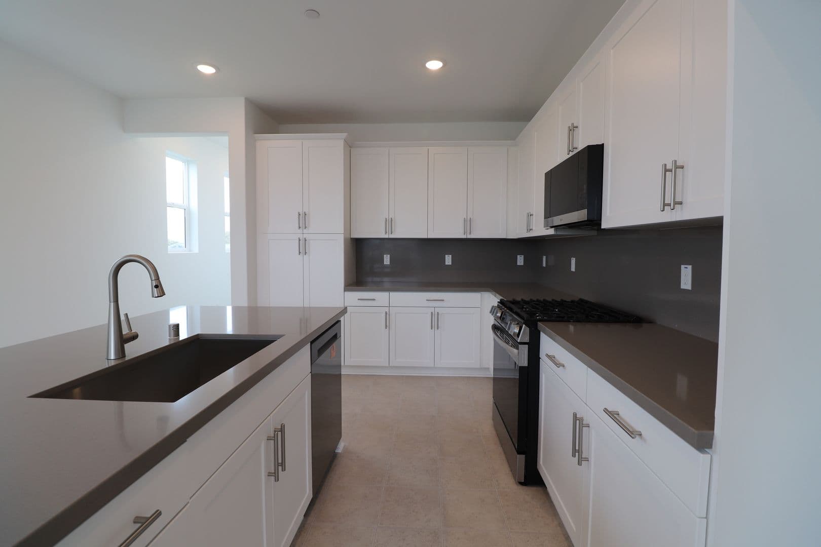 Lompoc Apartment: 1713 River Vista