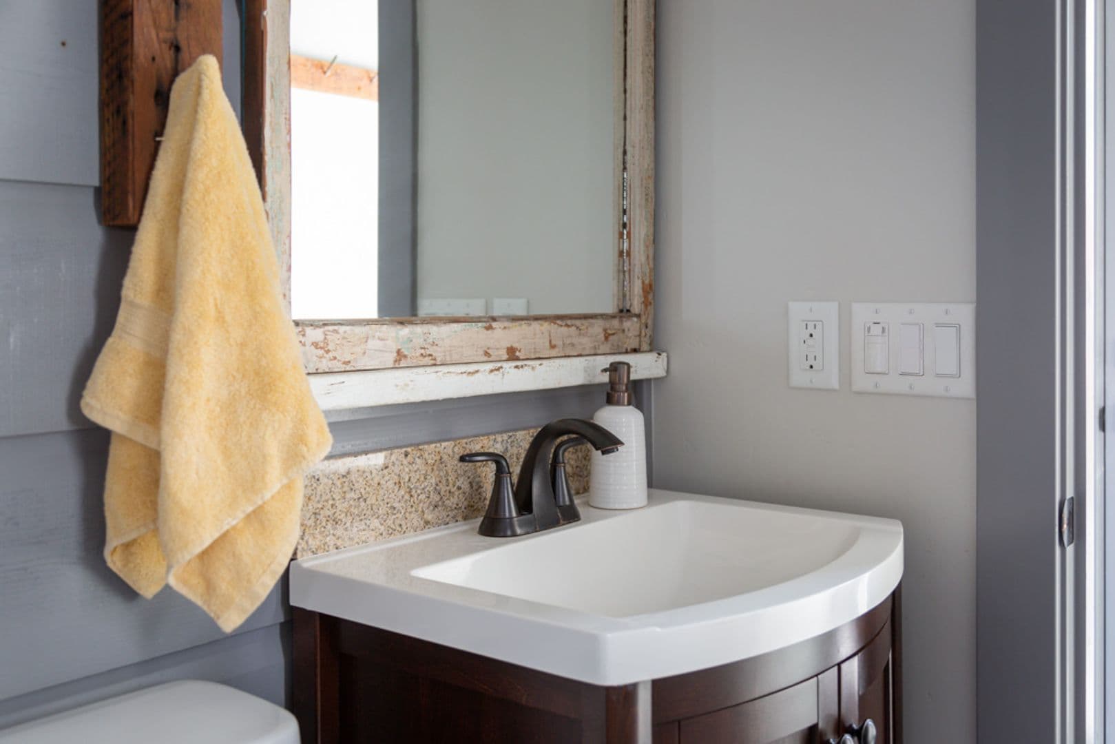 San Luis Obispo House: 907 Rachel Court