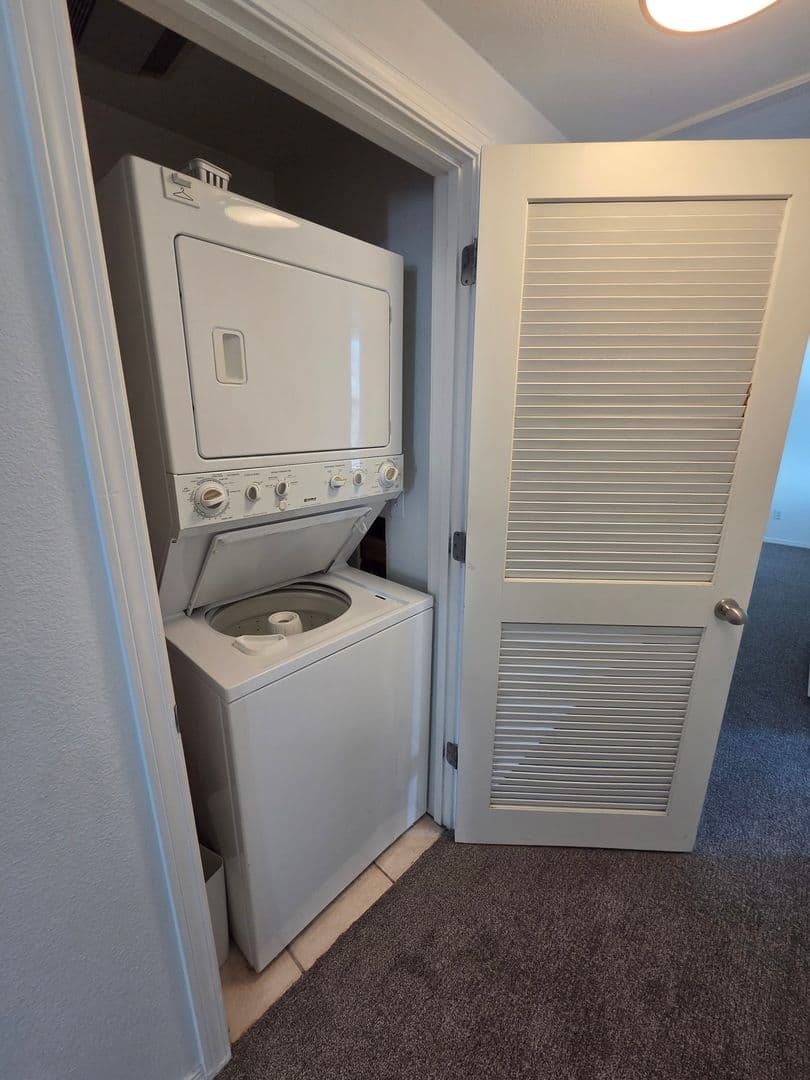 Santa Maria Condo: 310 E McCoy Ln #4F