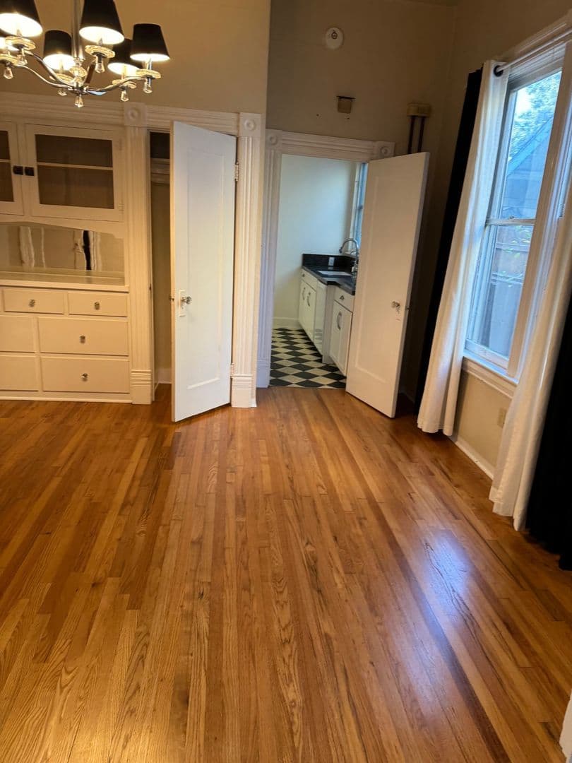 San Luis Obispo House: 1051 Buchon St.