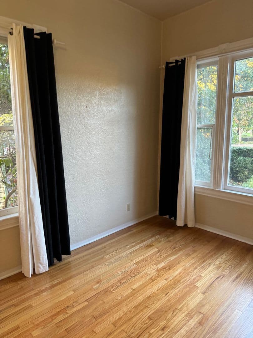 San Luis Obispo House: 1051 Buchon St.