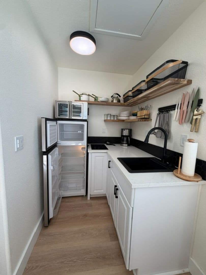 Santa Maria House: 2723 Niverth