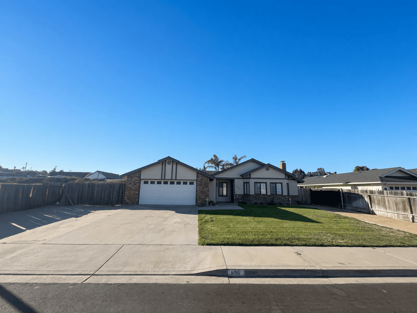 Santa Maria House: 696 Tilia St