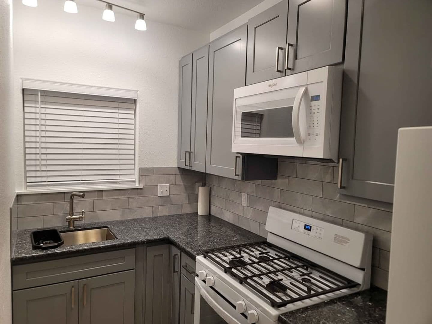 Santa Maria House: 1711 Adler Ct
