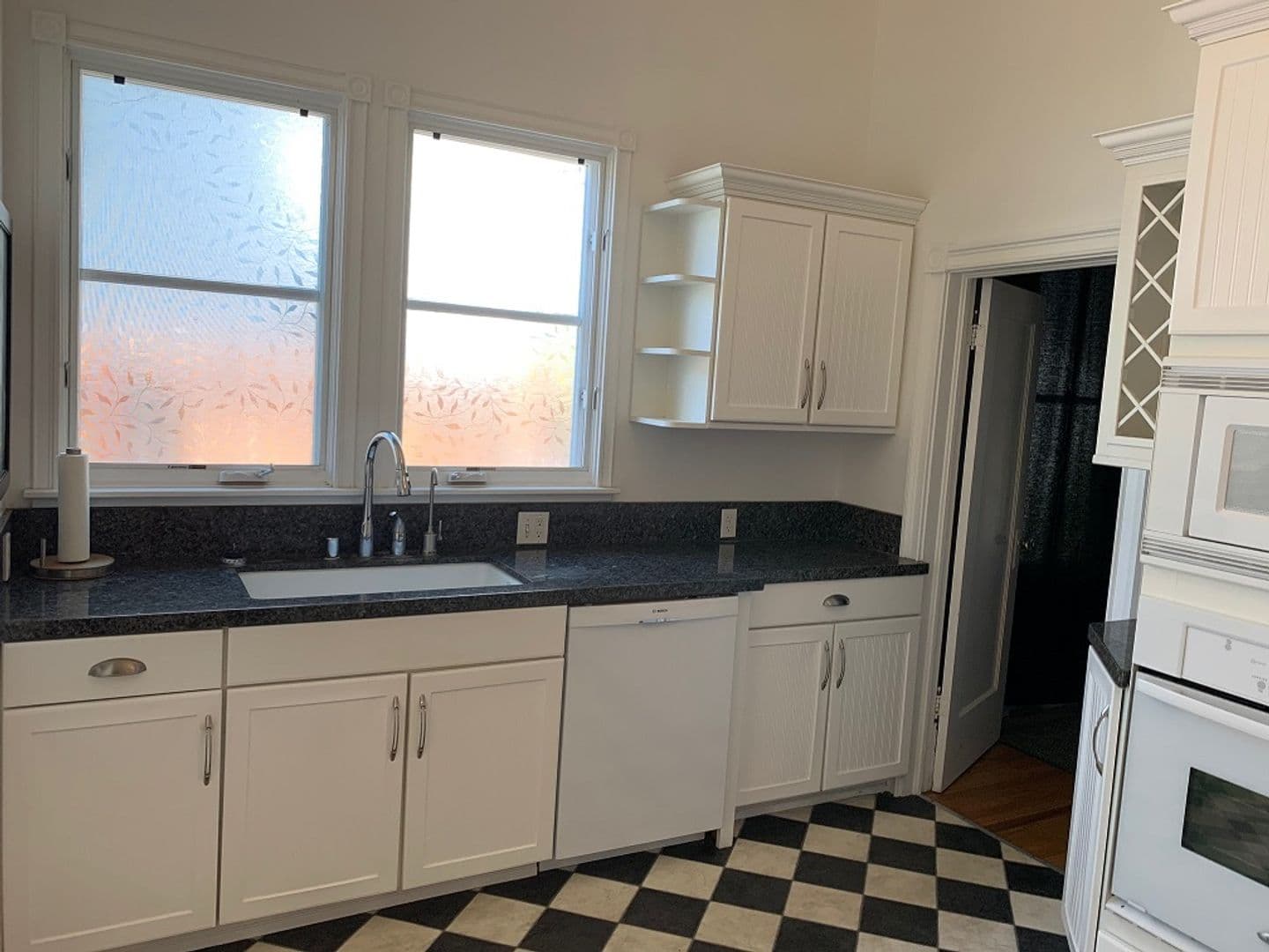 San Luis Obispo House: 1051 Buchon St.