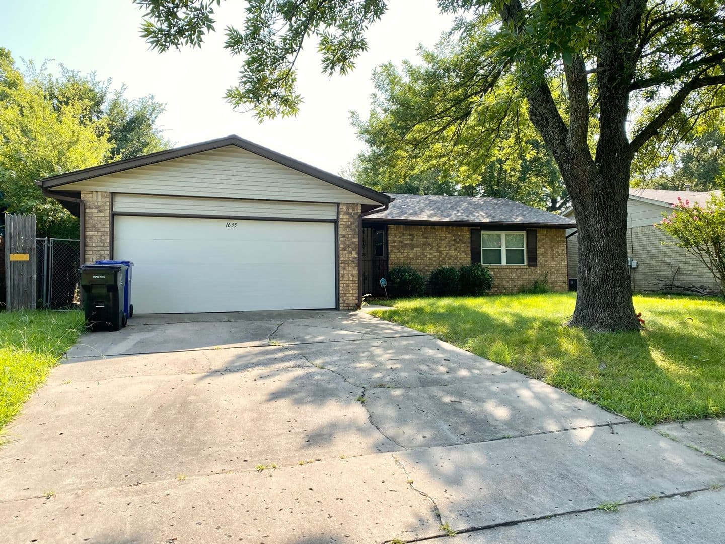 Broken Arrow House: 1635 S. Redbud Ave.