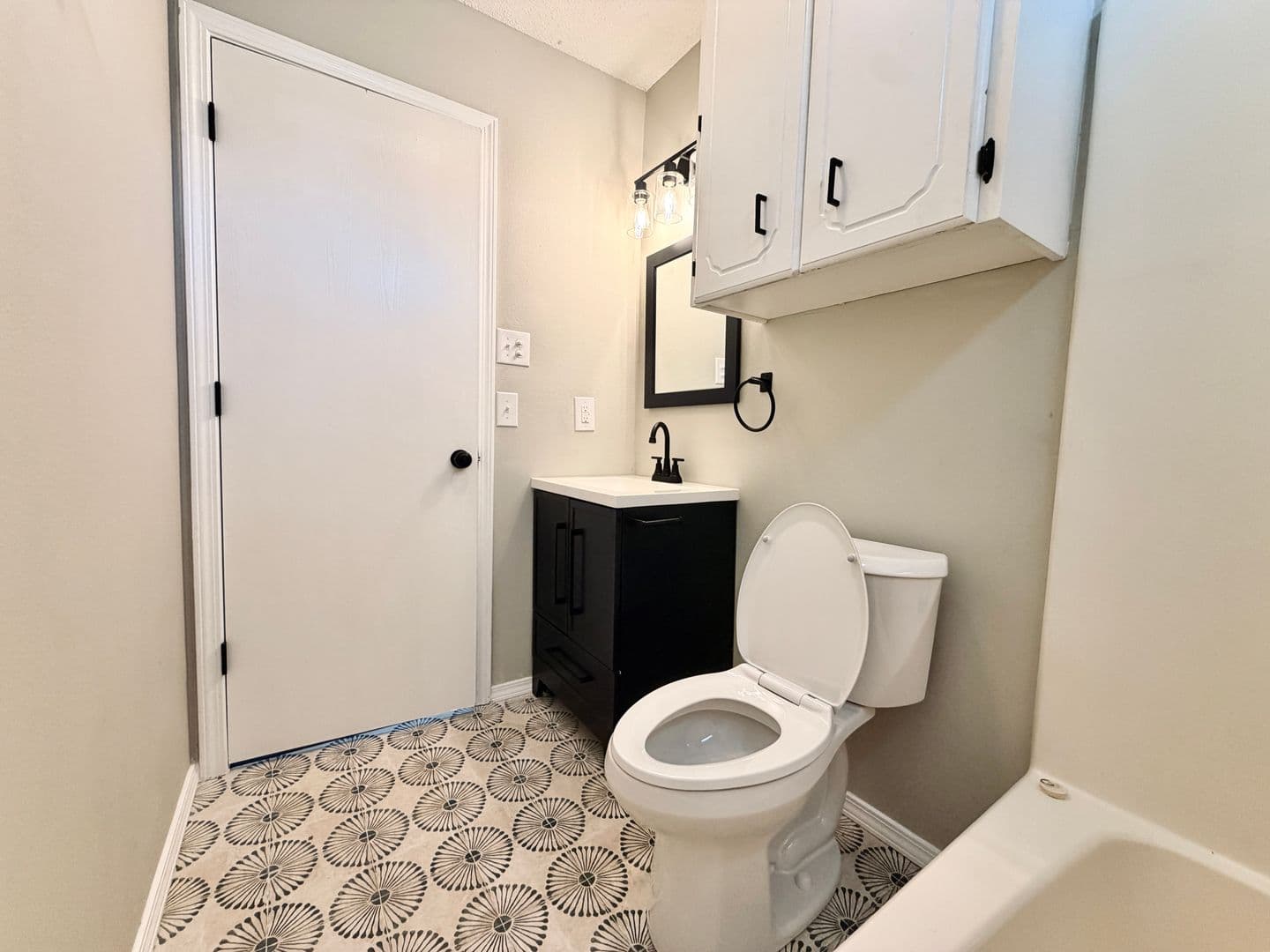 Glenpool House: 14505 S. Nyssa Pl.