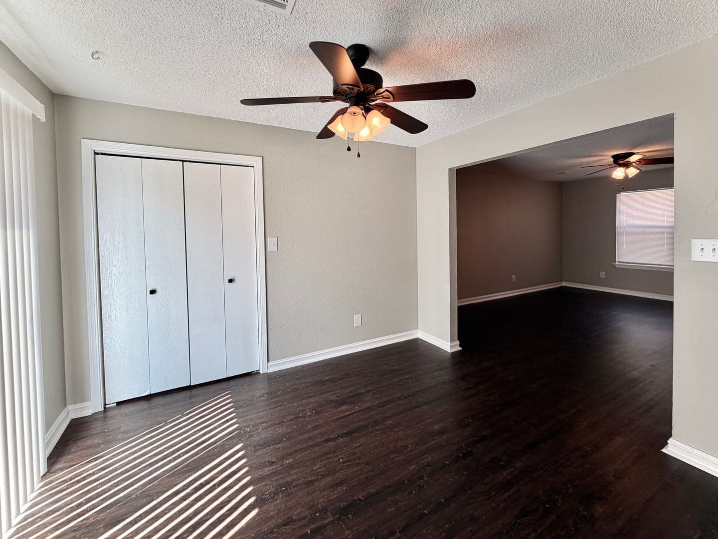 Glenpool House: 14018 S. Hickory Pl.