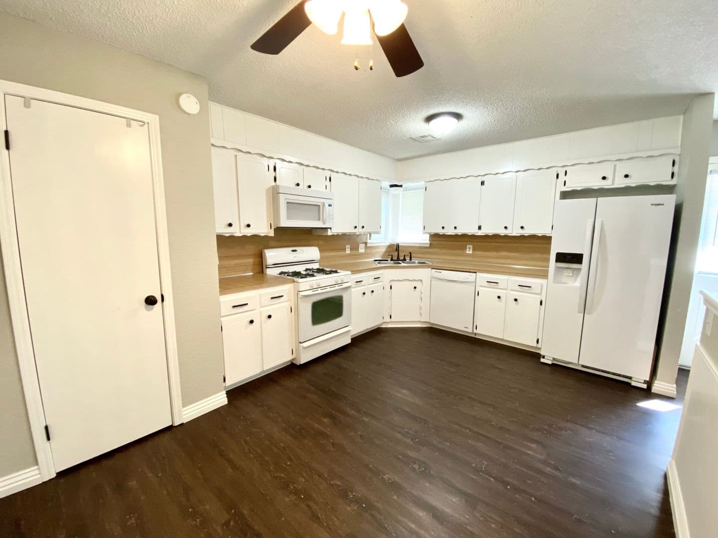 Broken Arrow House: 1635 S. Redbud Ave.