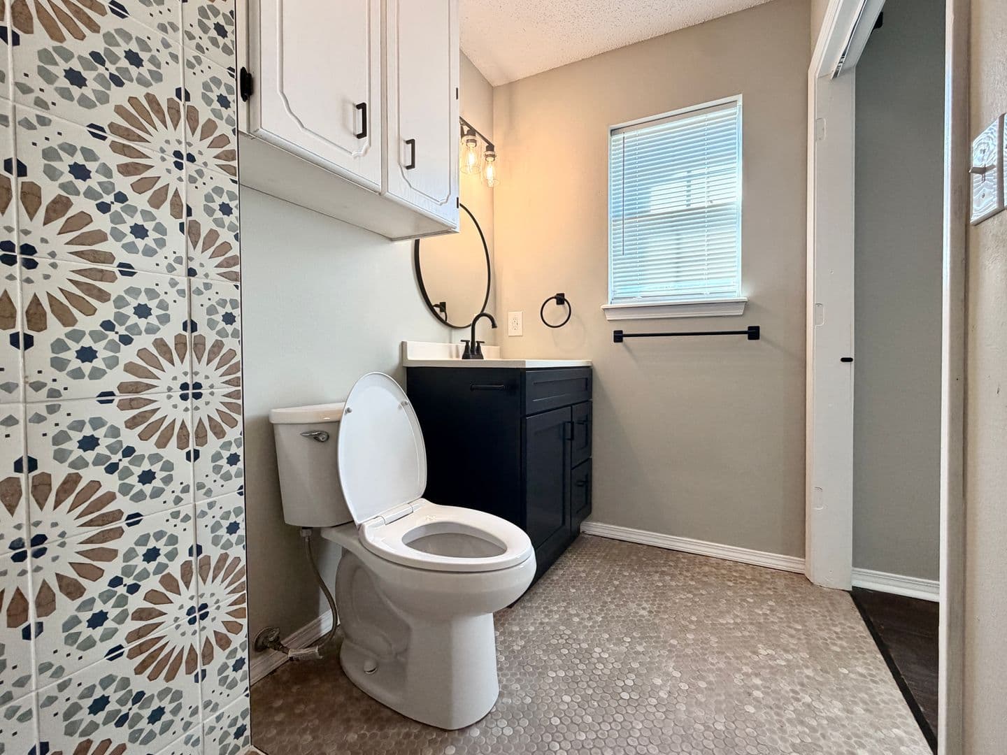 Glenpool House: 14505 S. Nyssa Pl.
