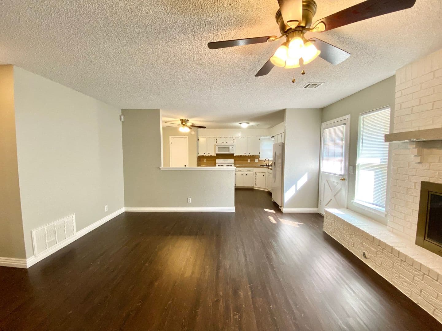 Broken Arrow House: 1635 S. Redbud Ave.
