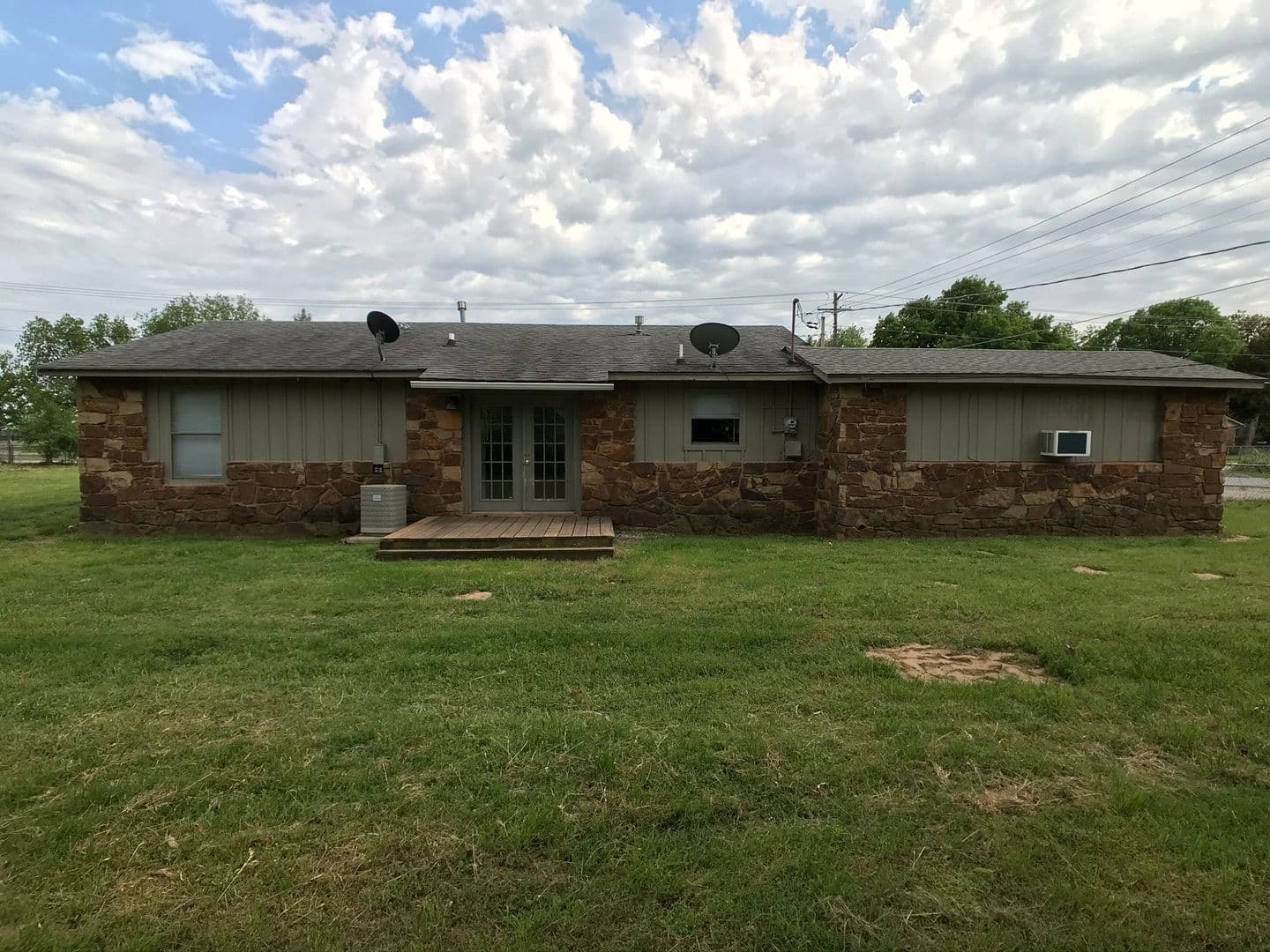Jenks House: 353 E. K Pl.