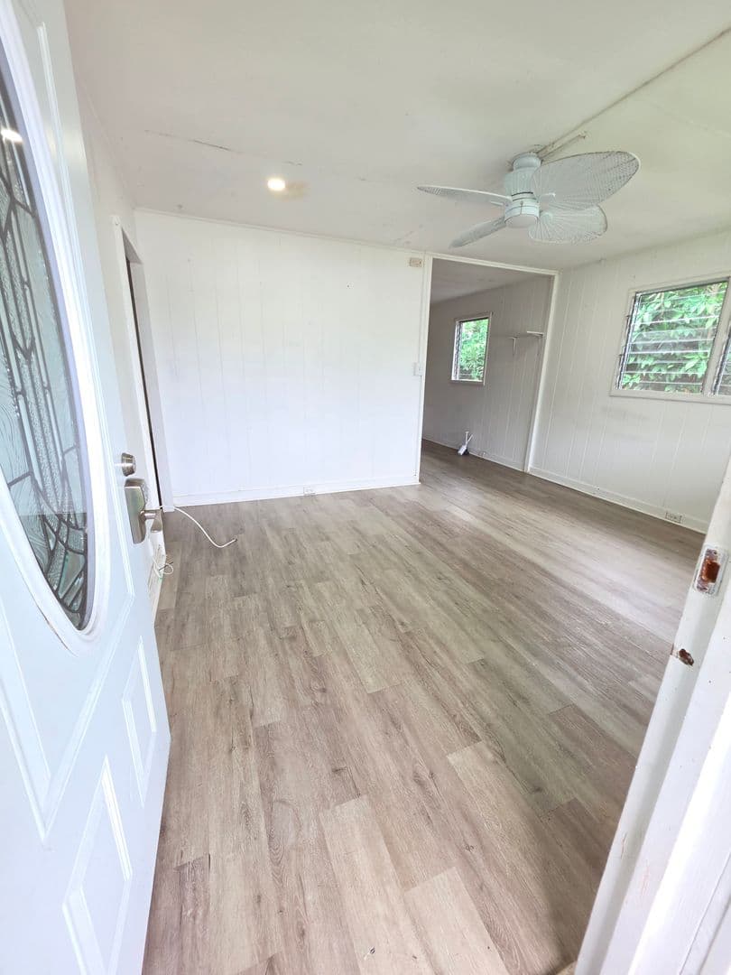 Hilo House: 104 Panaewa St.