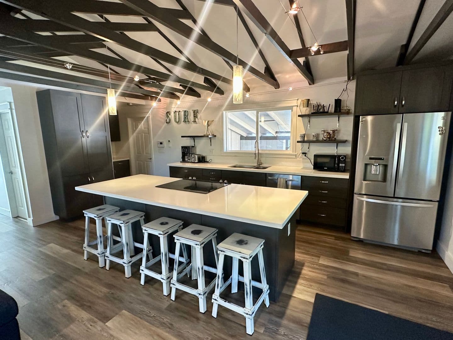 Paia Apartment: 42 Kupono st