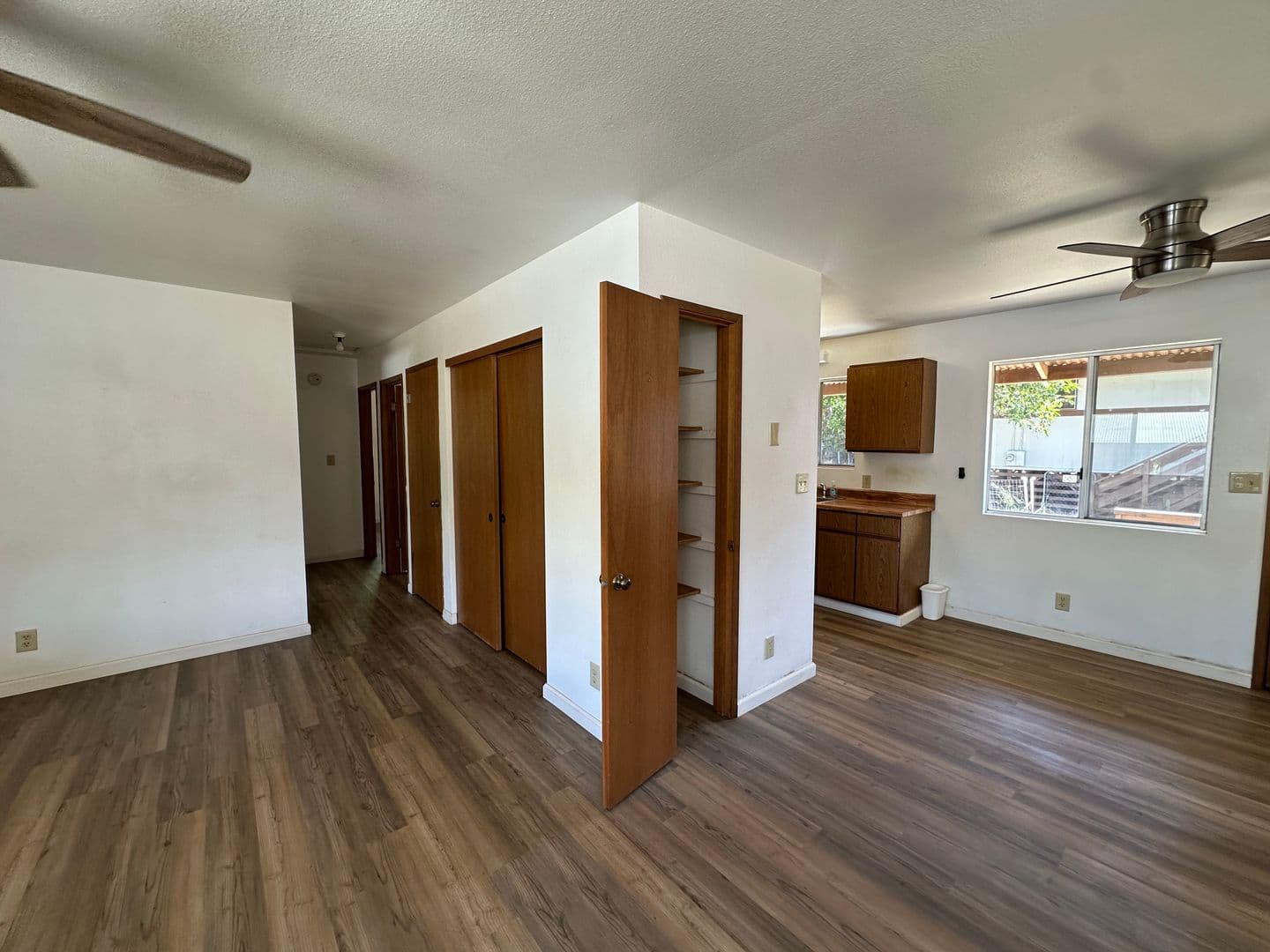 Kihei Apartment: 390 Auhana