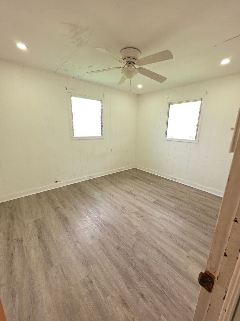 Hilo House: 104 Panaewa St.