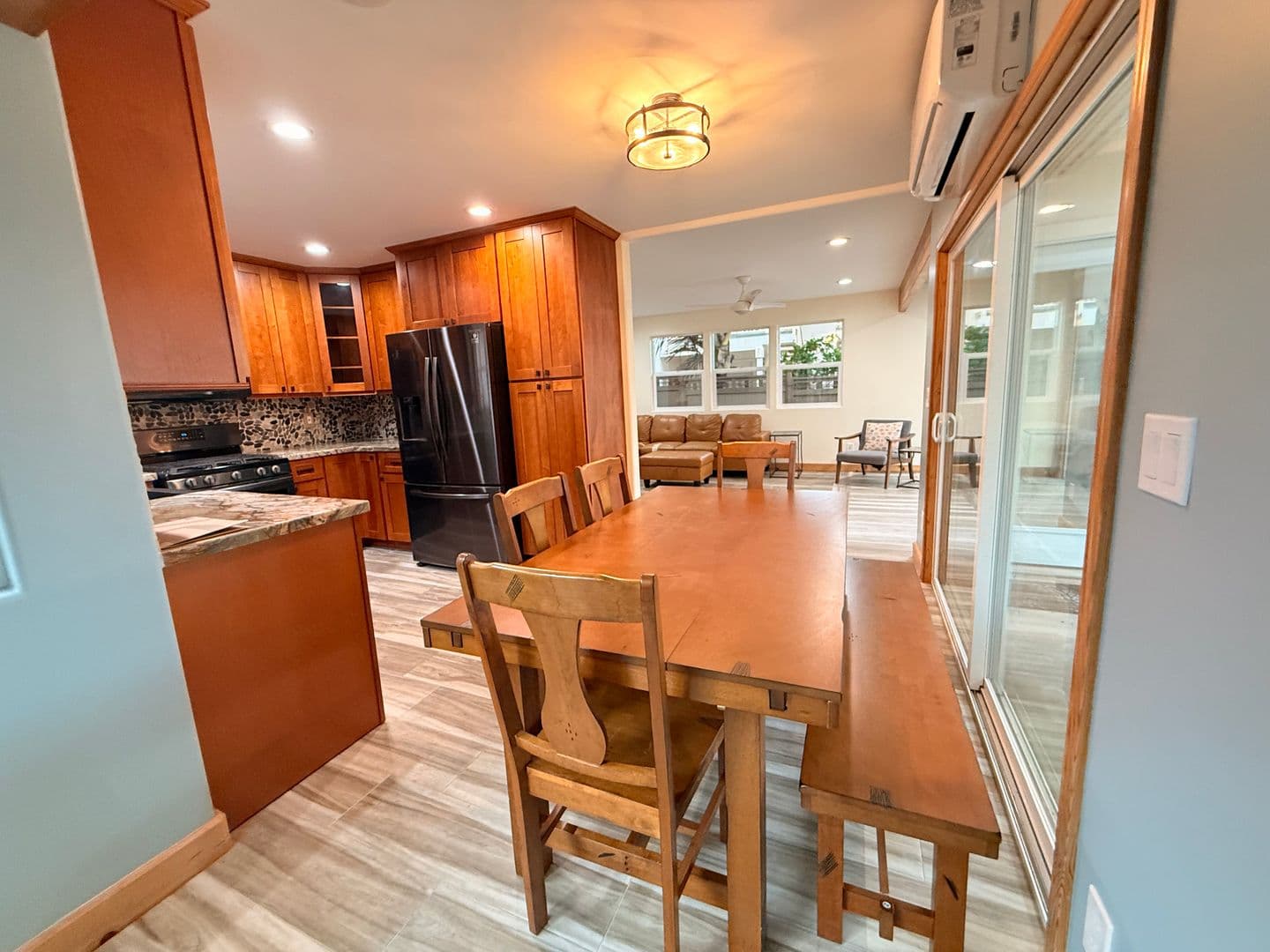 Wailuiku House: 167 Lower Waiehu Beach Road