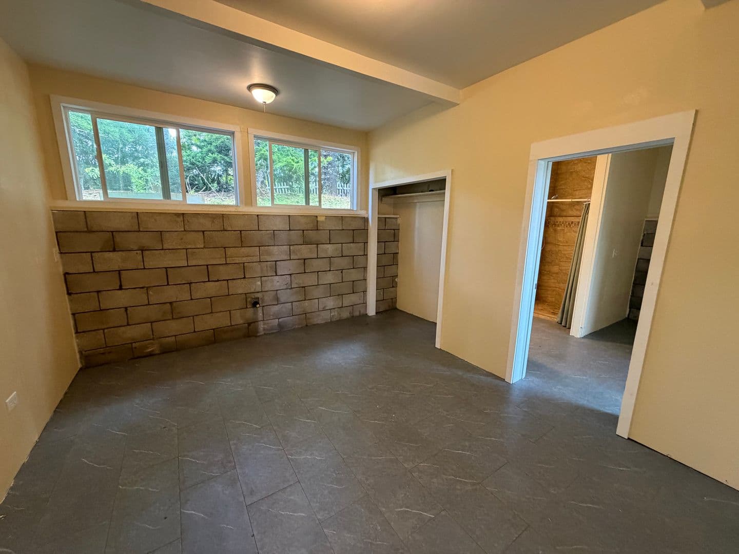 Haiku Apartment: 2397 Lilikoi Road