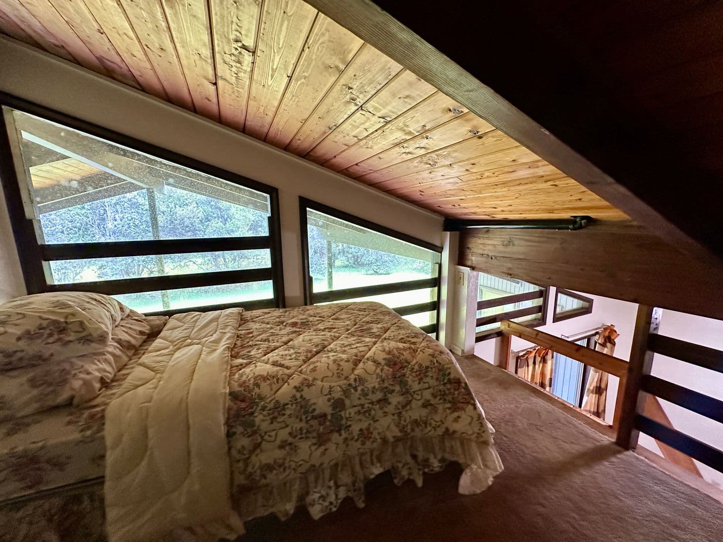 Volcano House: 99-7733 Uluhe Pl