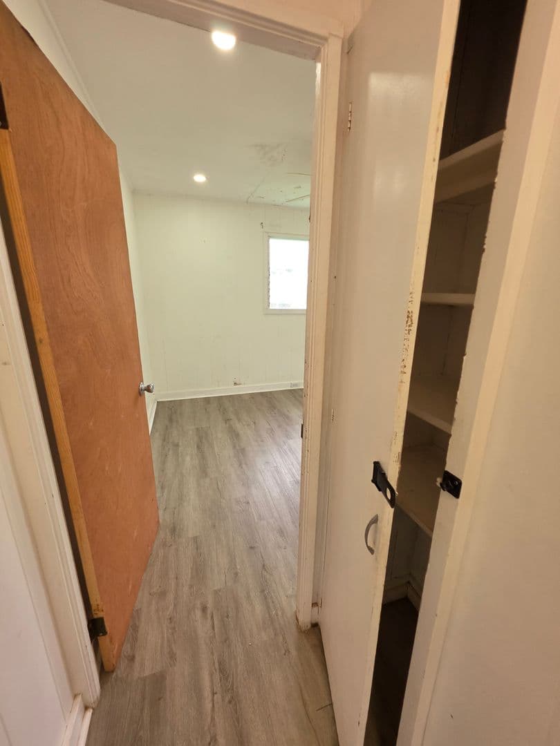 Hilo House: 104 Panaewa St.