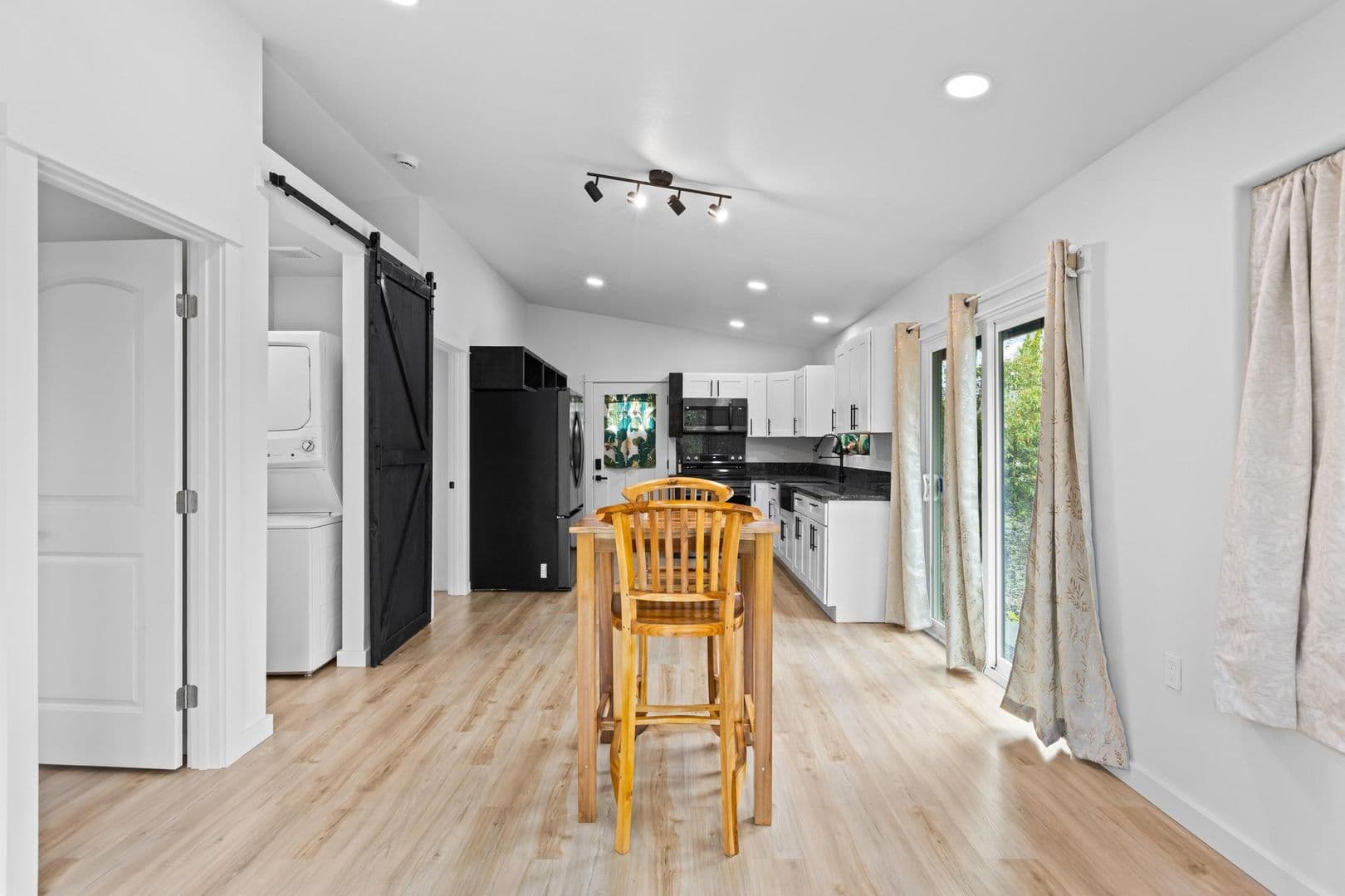 Pahoa House: 16-2075 Treefern Dr.