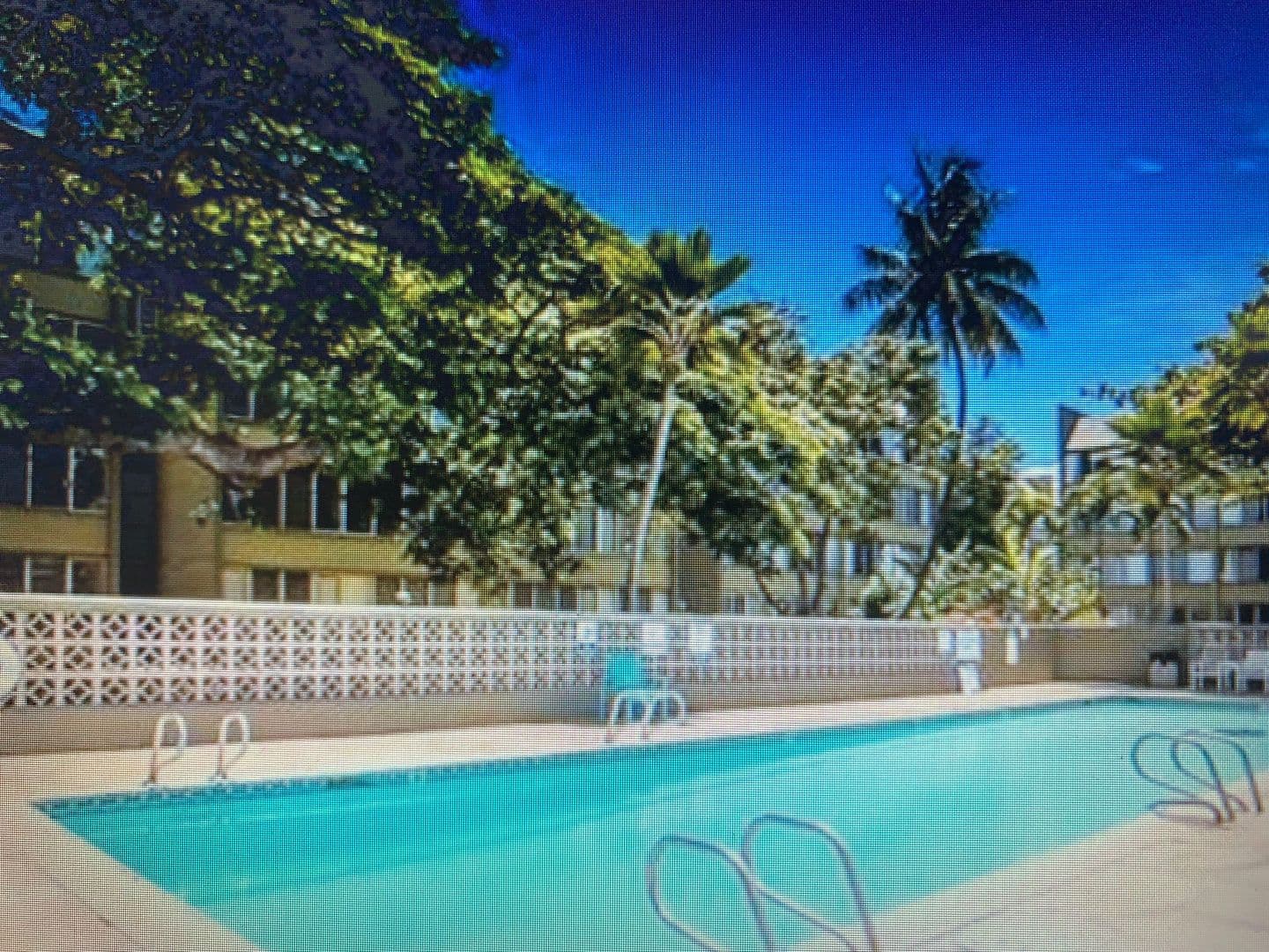 Kahului Condo: 111 Kahului Beach Road
