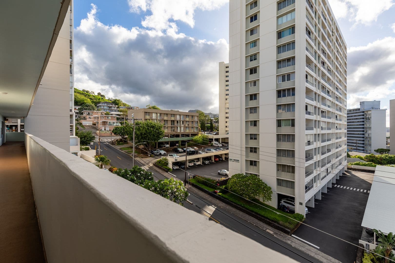 Honolulu Condo: 1516 Ward Ave unit 507