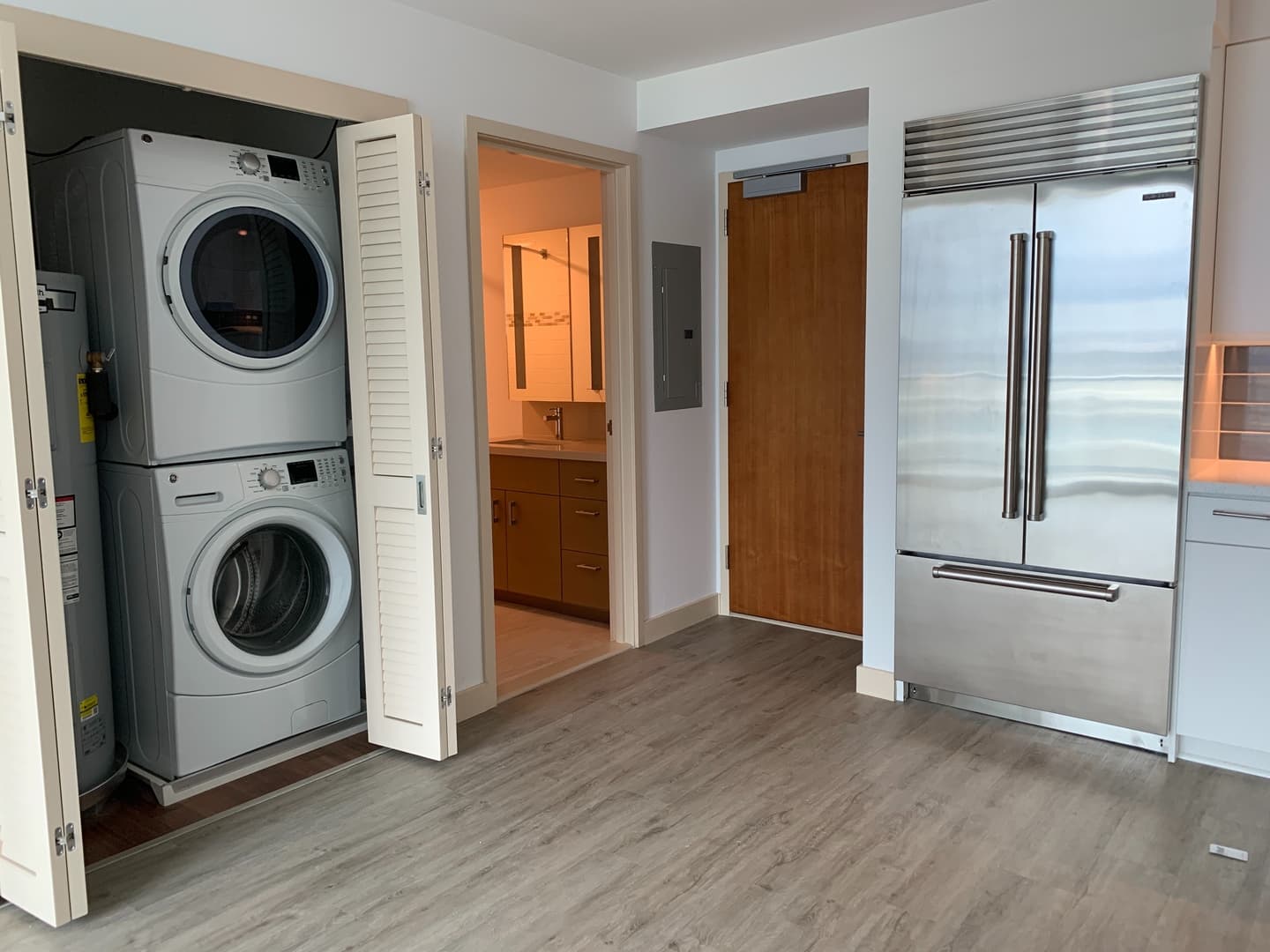 Honolulu House: 555 South Street unit 3811 (Keauhou Place)