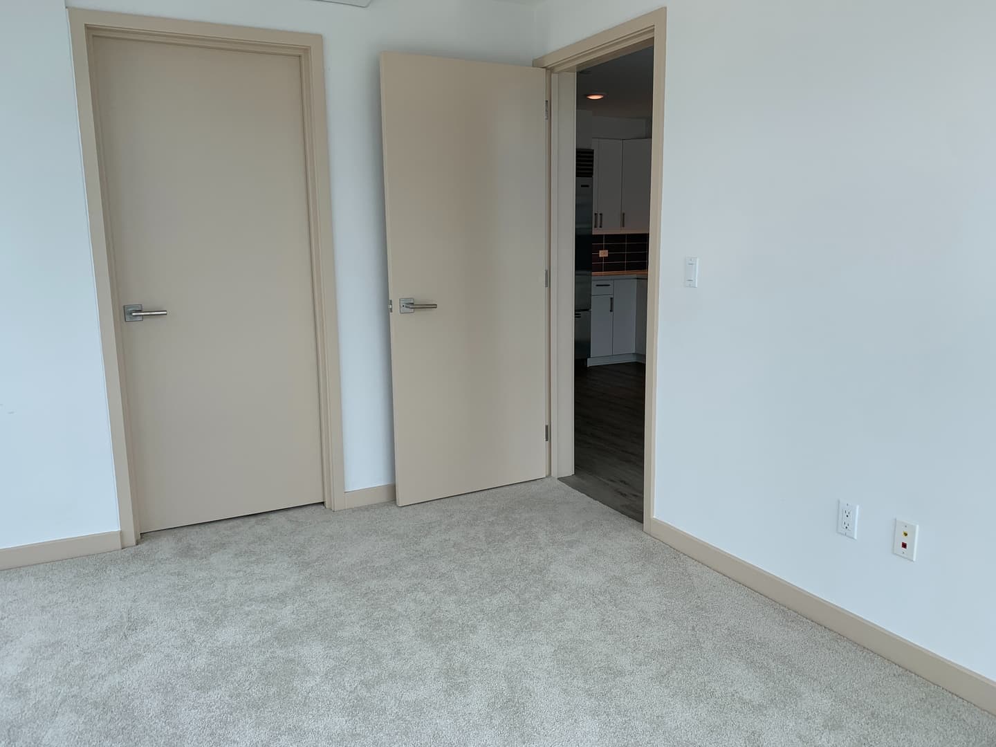 Honolulu House: 555 South Street unit 3811 (Keauhou Place)