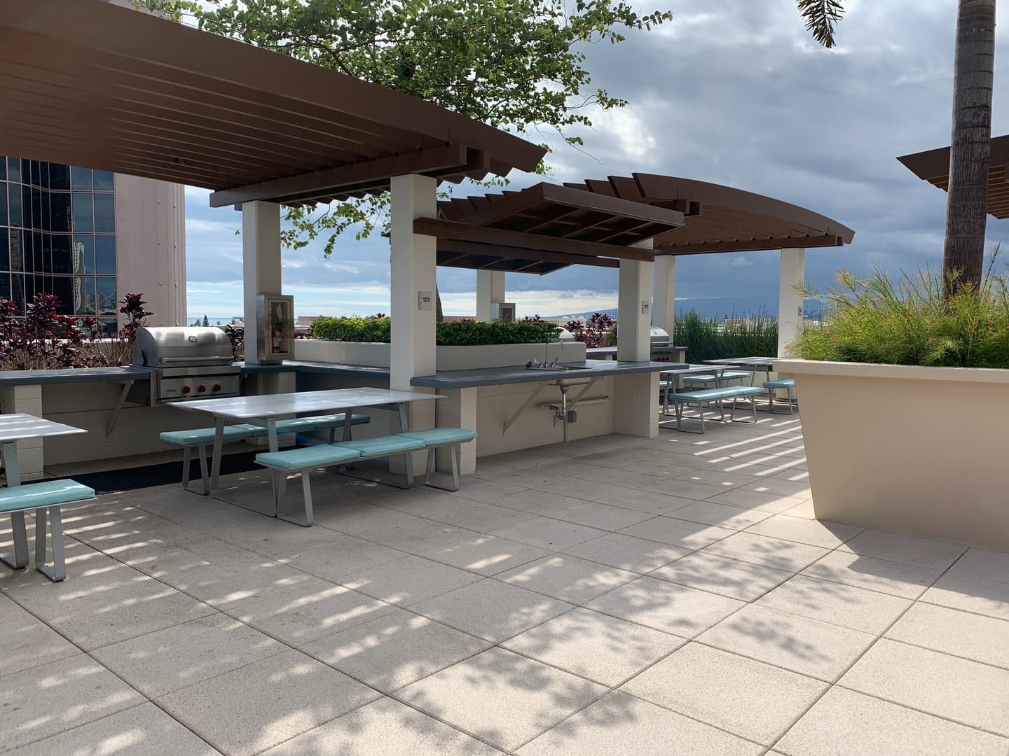 Honolulu House: 555 South Street unit 3811 (Keauhou Place)