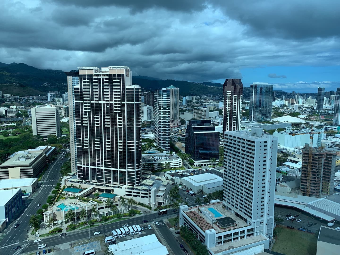 Honolulu House: 555 South Street unit 3811 (Keauhou Place)