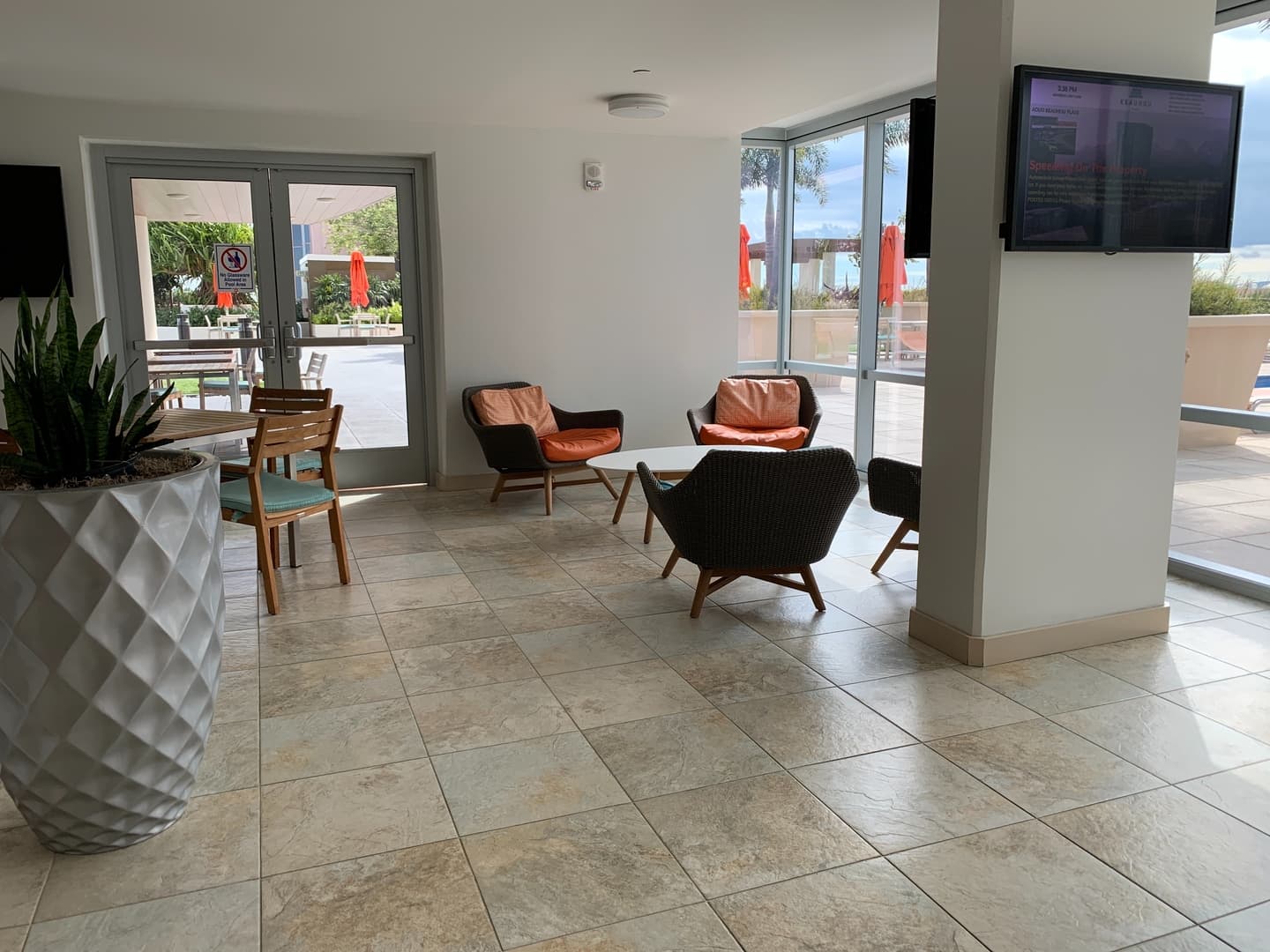 Honolulu House: 555 South Street unit 3811 (Keauhou Place)