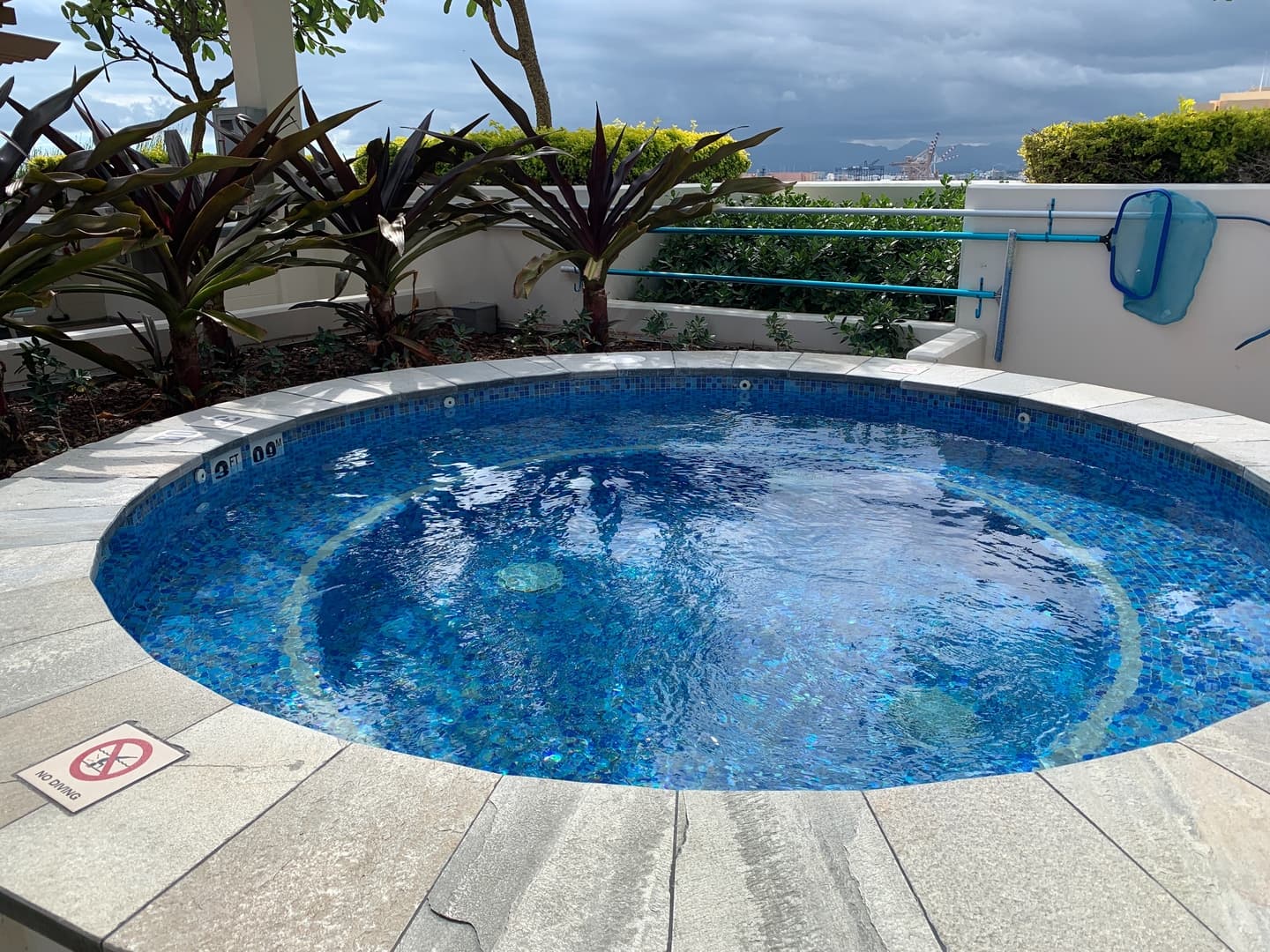 Honolulu House: 555 South Street unit 3811 (Keauhou Place)