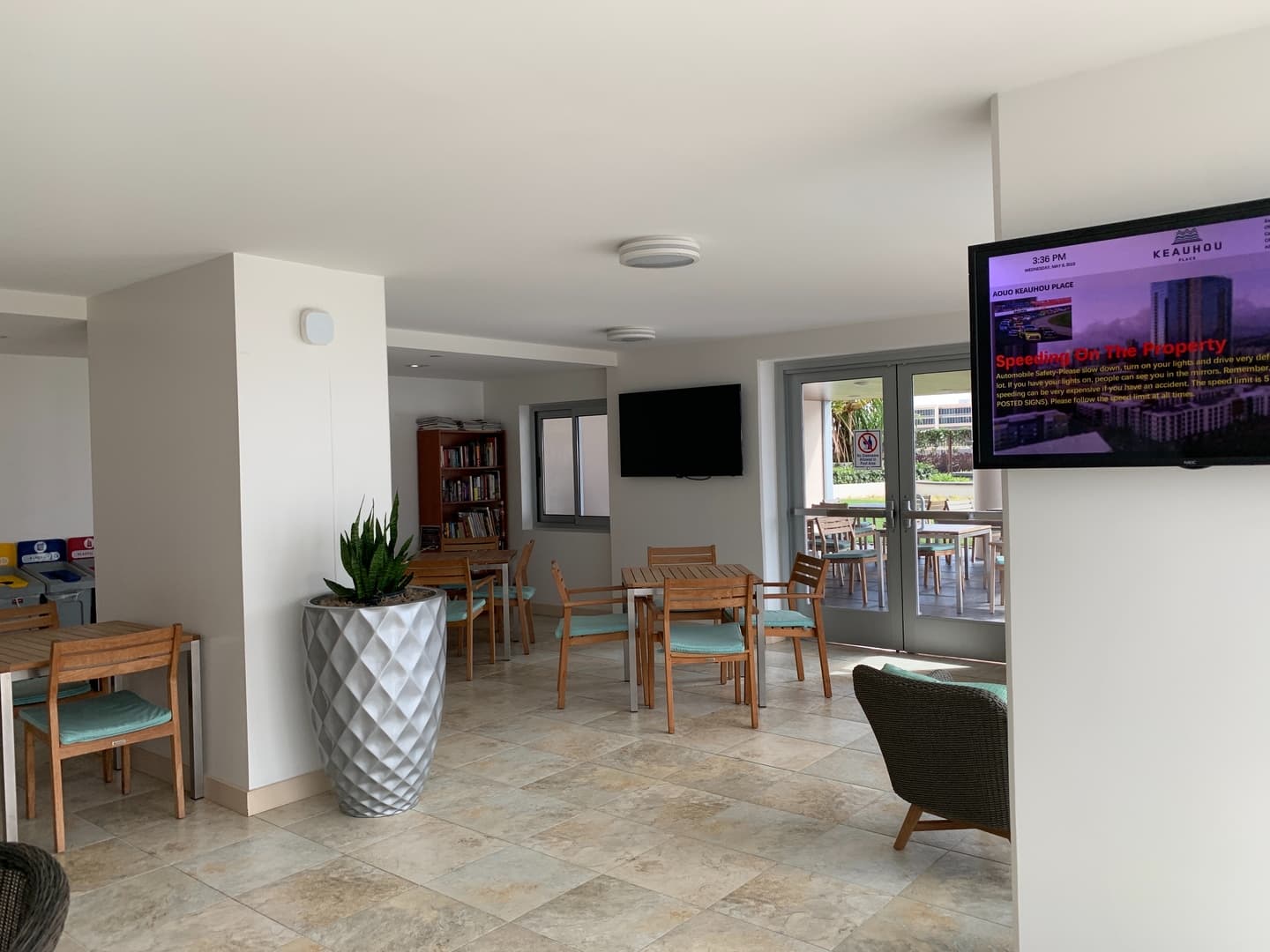 Honolulu House: 555 South Street unit 3811 (Keauhou Place)