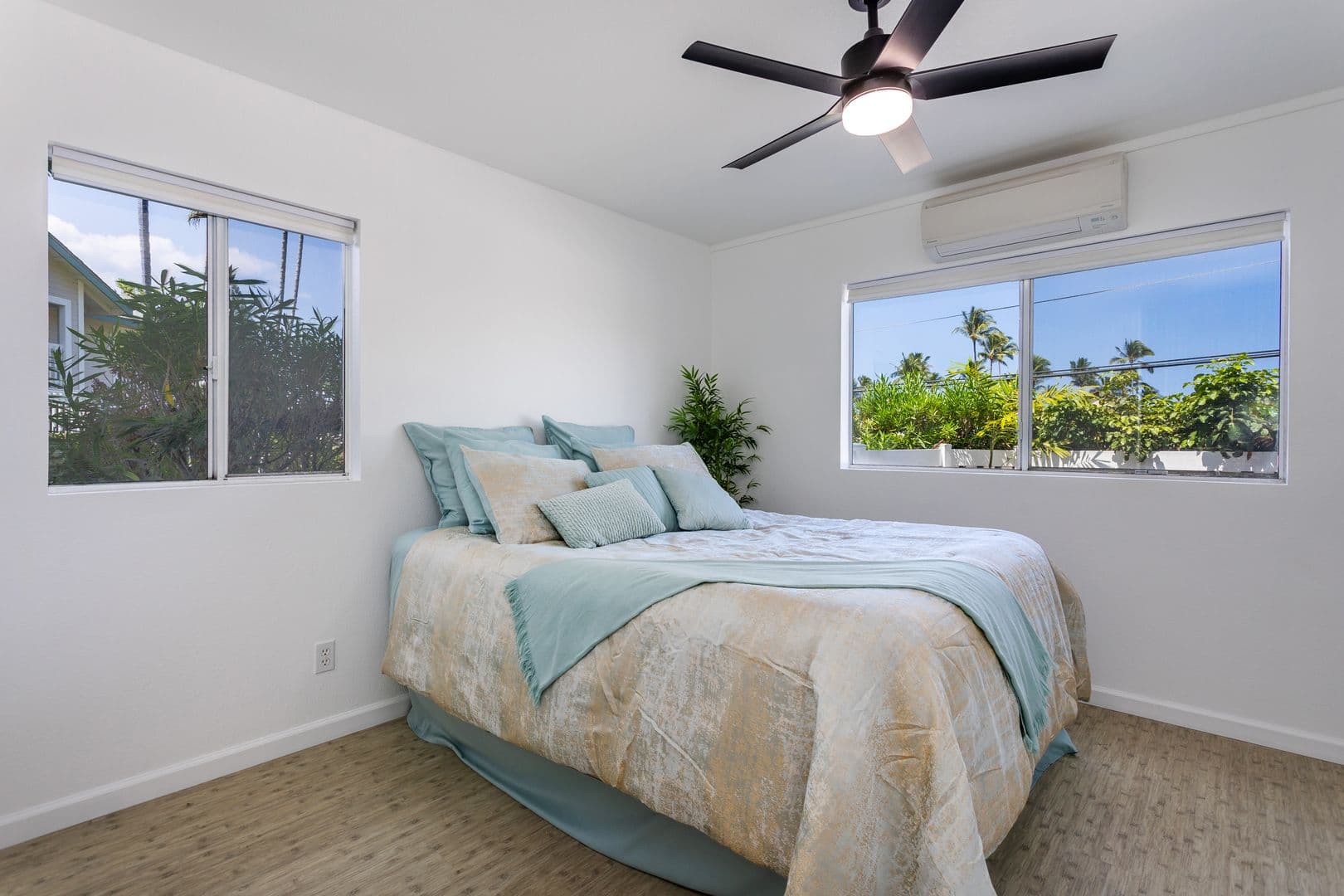 Kailua-Kona Condo: 75-6081 Ali'i Dr