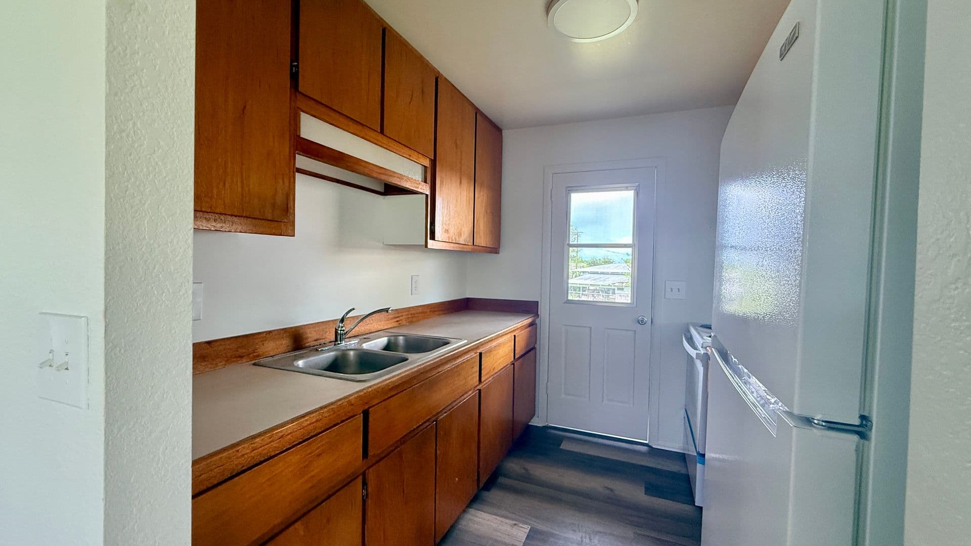 Hilo House: 199 Kehaulani St.