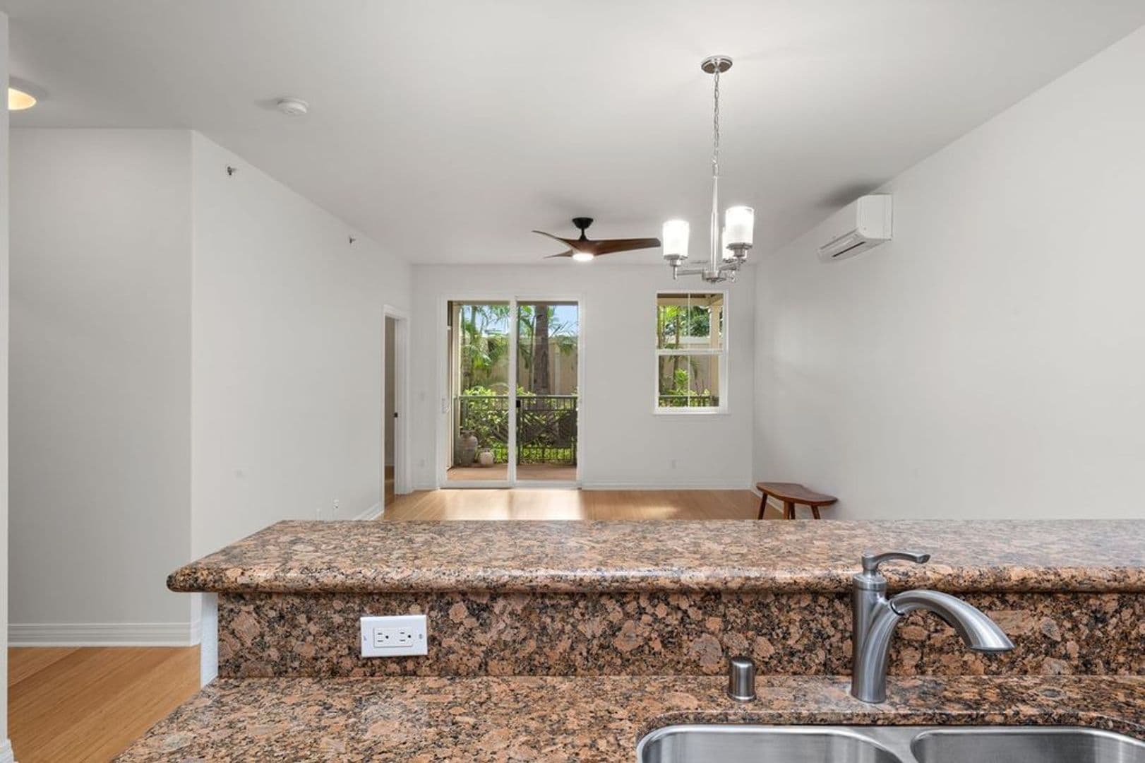 Kihei Condo: 25 One Hali Lane