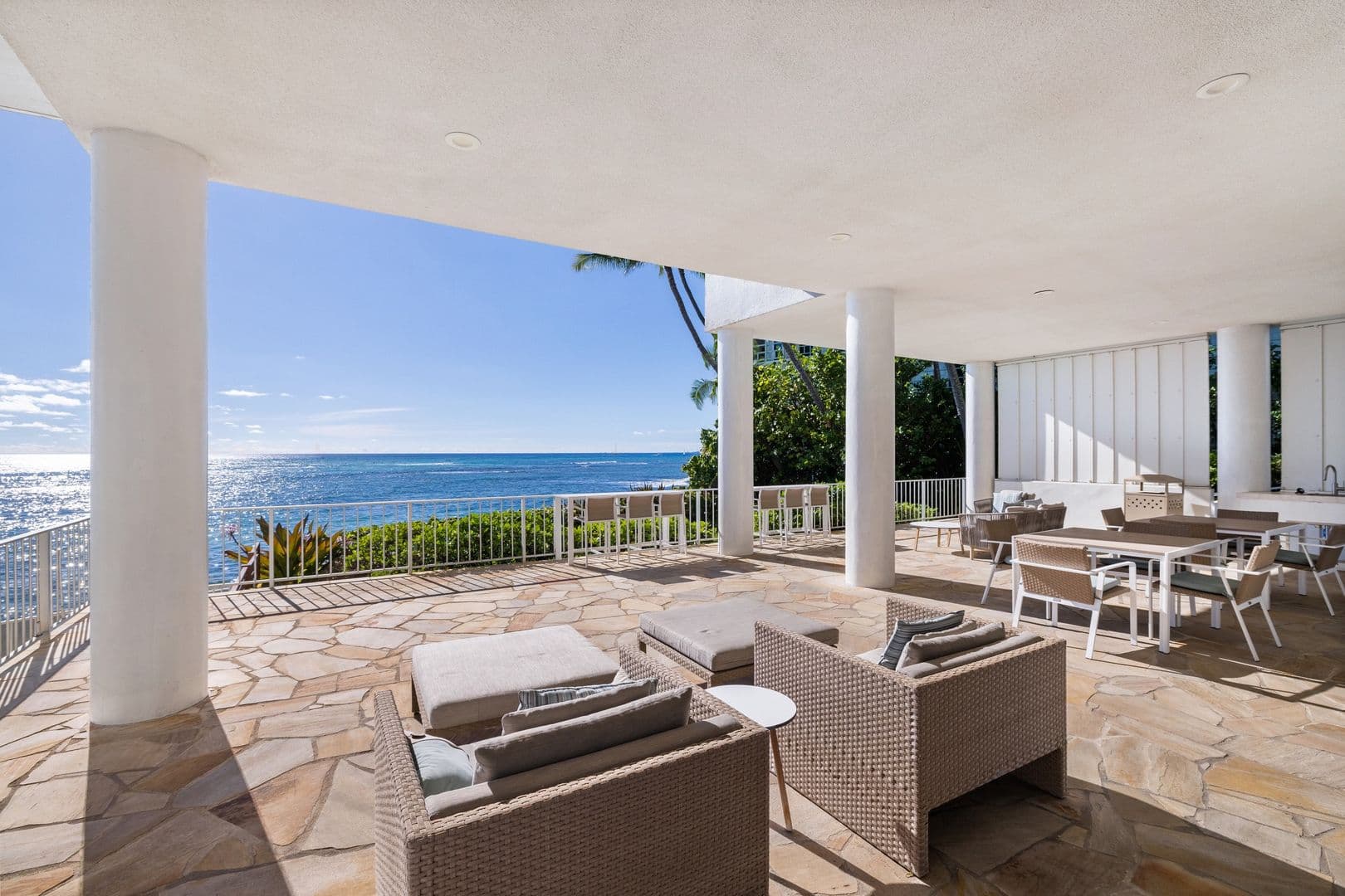Honolulu Condo: 2969 Kalakaua Ave.