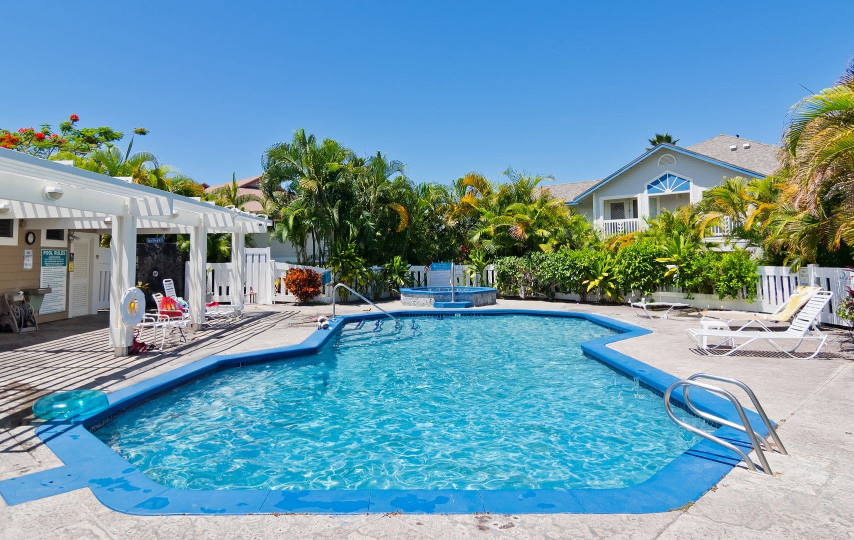 Kailua-Kona Condo: 75-6081 Ali'i Dr