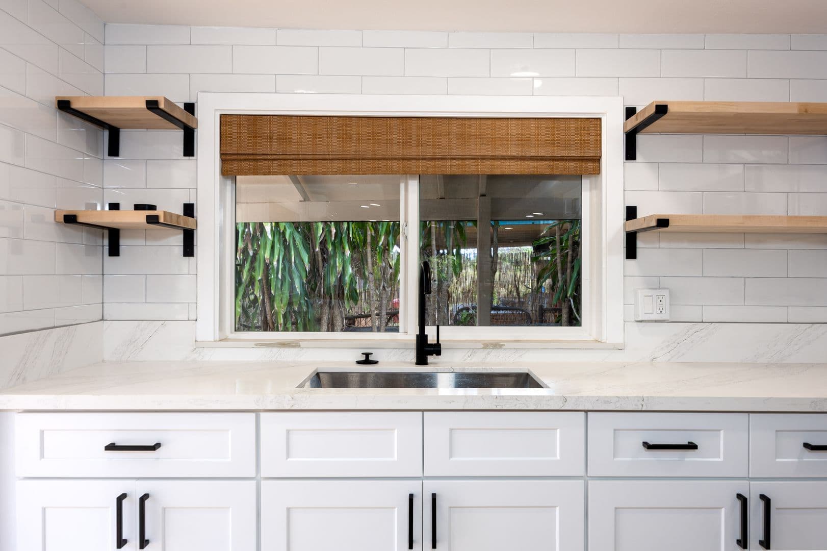 Haleiwa House: 66-84 Wana Pl.