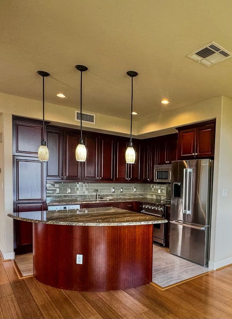 Wailuku Townhome: 25 Kokea Street