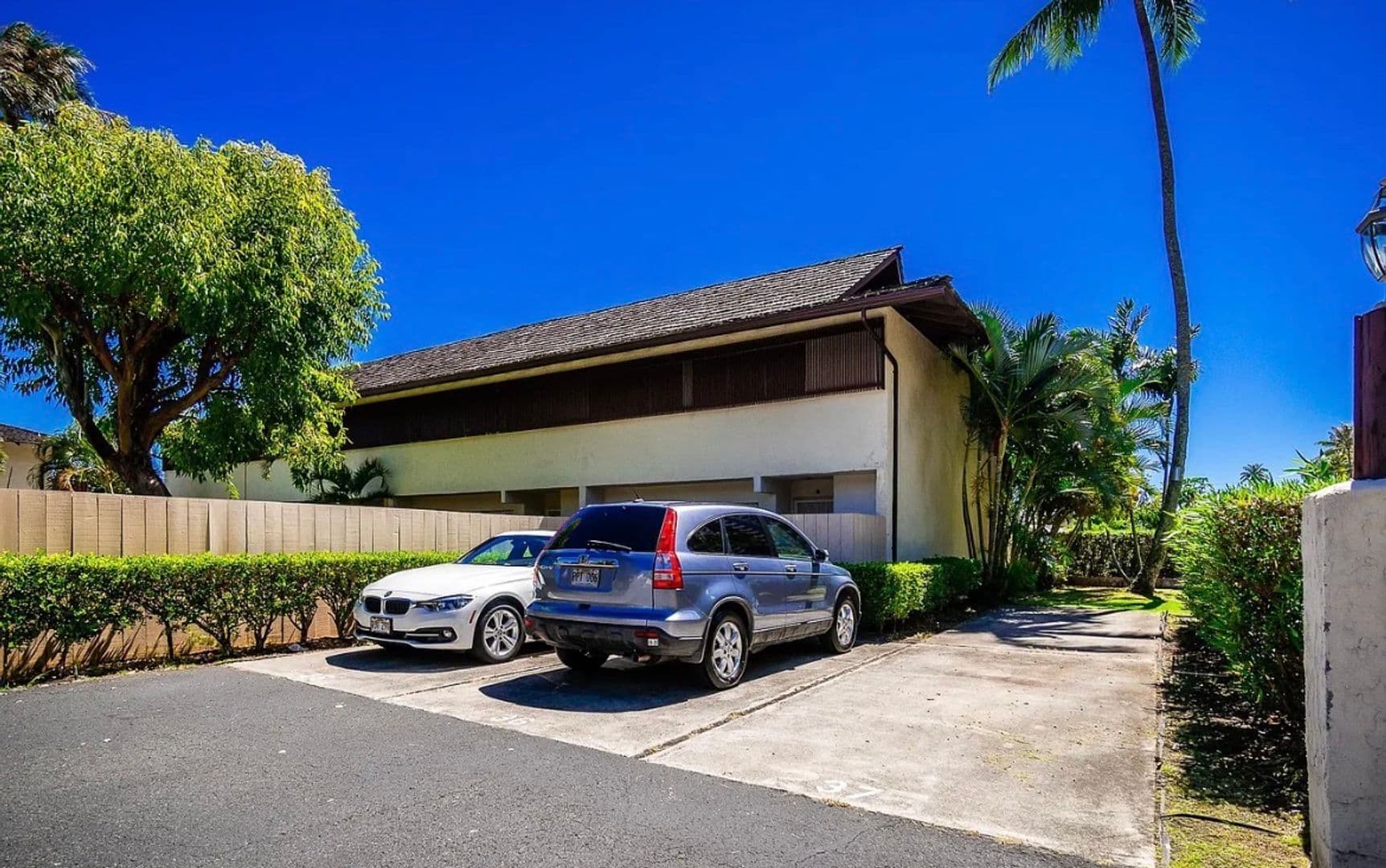 Honolulu Townhome: 265 Kawaihae St.