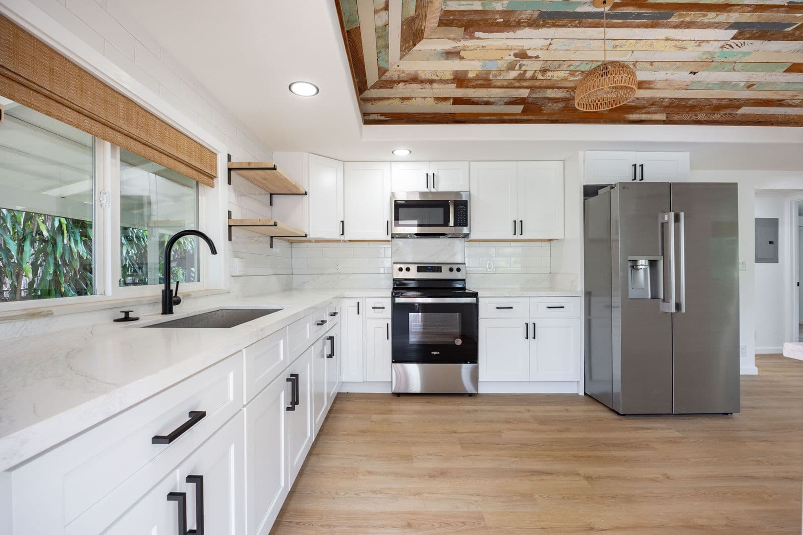 Haleiwa House: 66-84 Wana Pl.