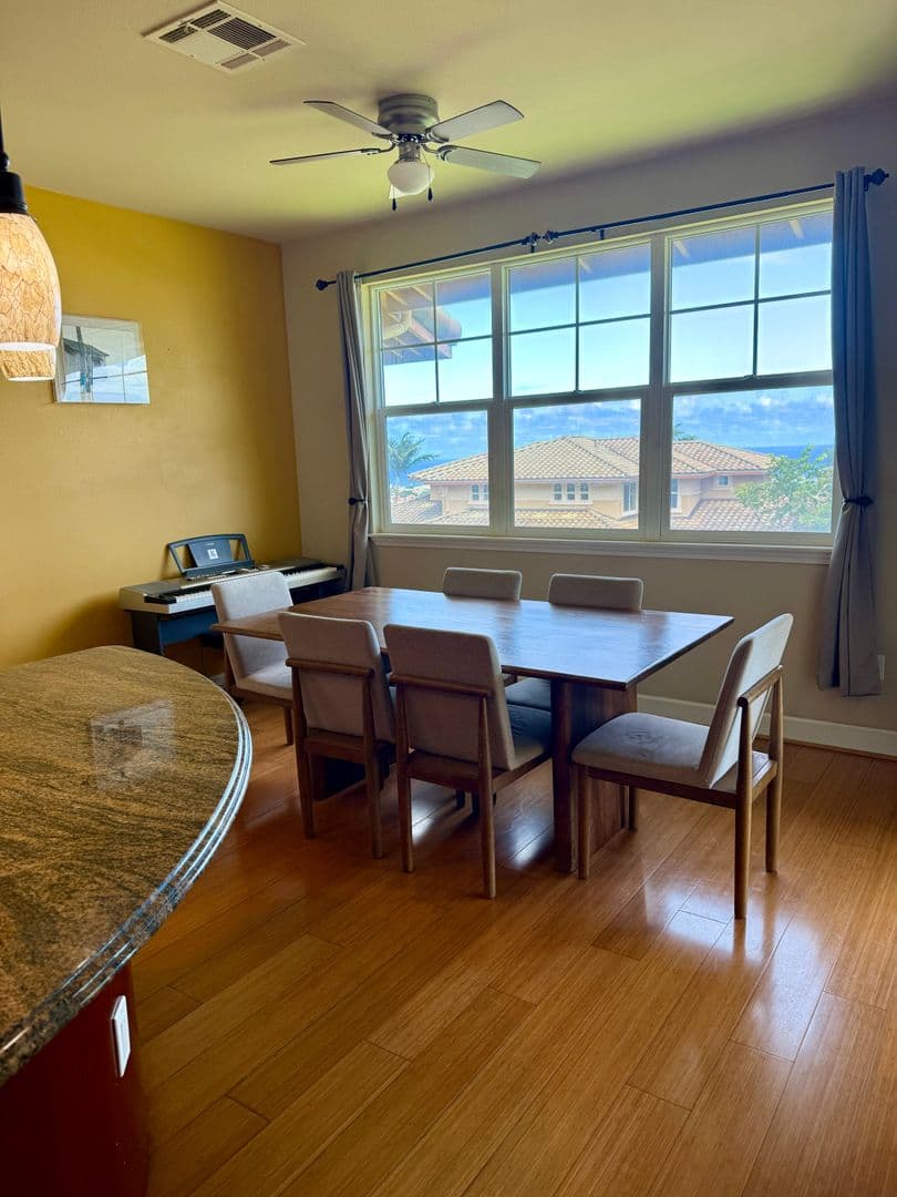 Wailuku Townhome: 25 Kokea Street
