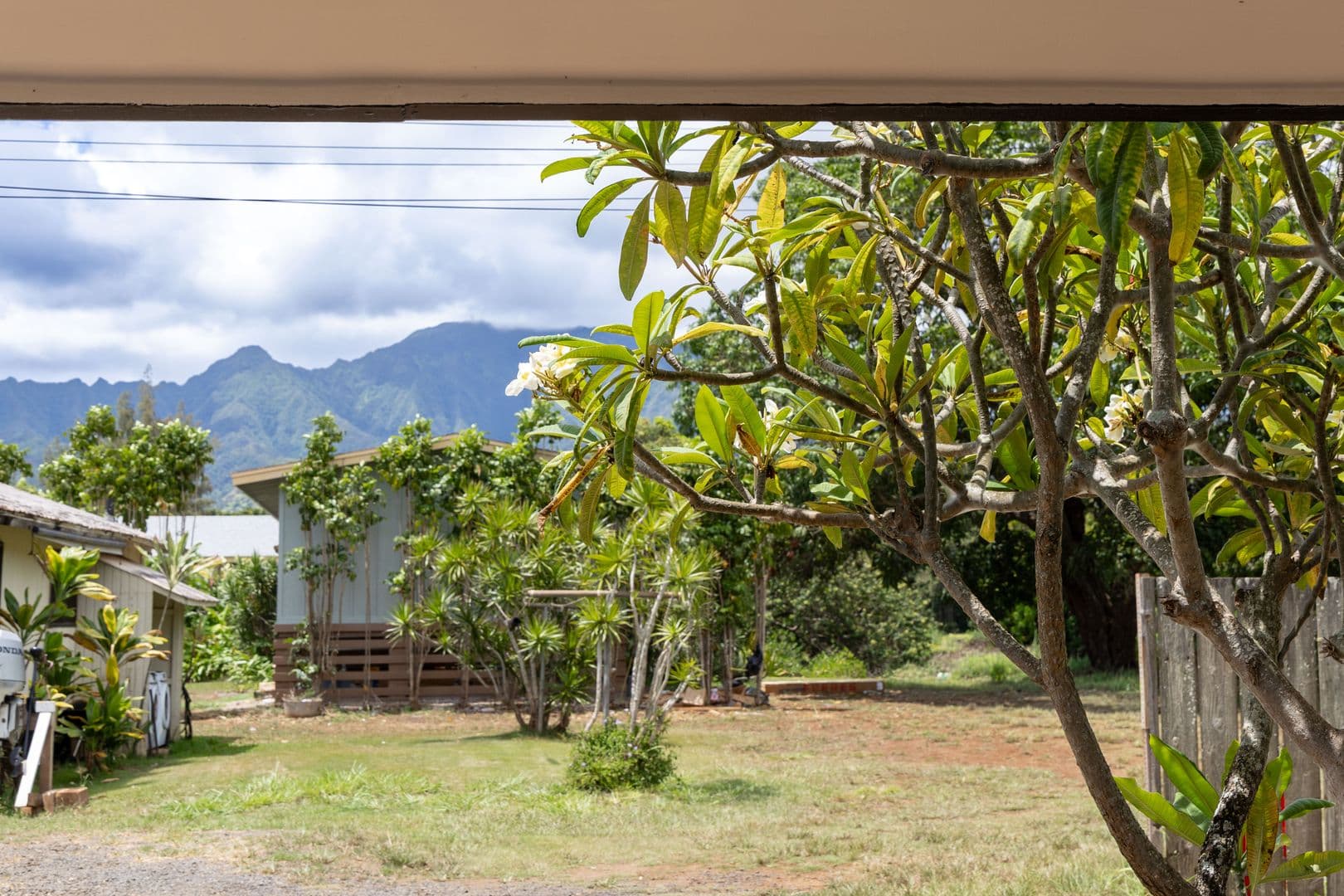 Haleiwa House: 66-84 Wana Pl.