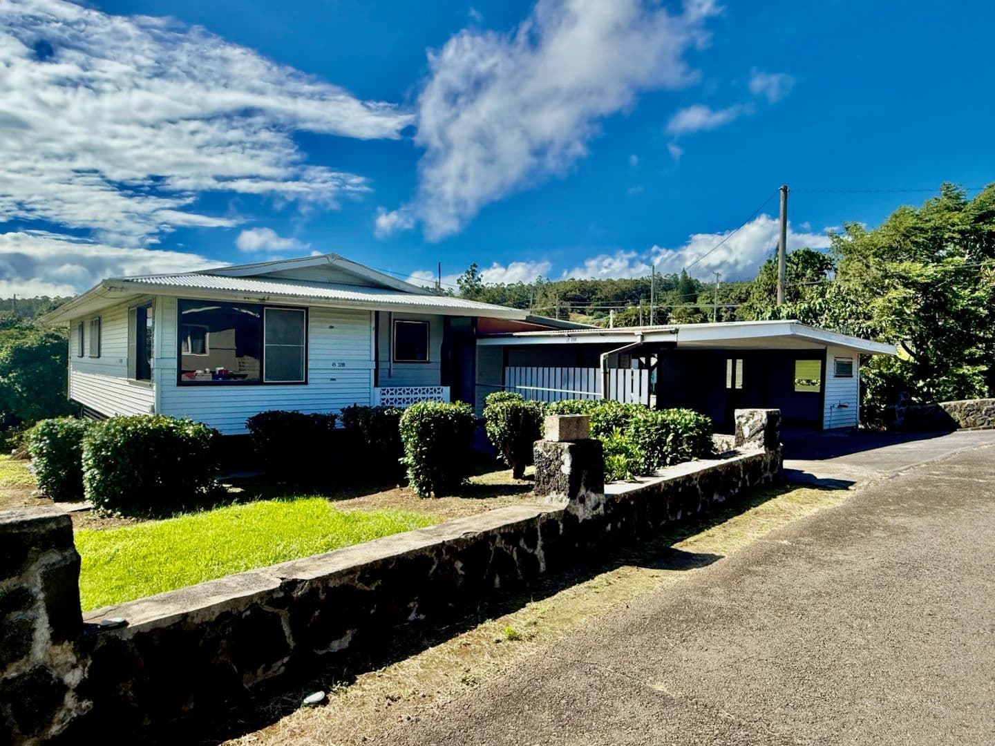 Honokaa House: 45-3219 Mamane St.
