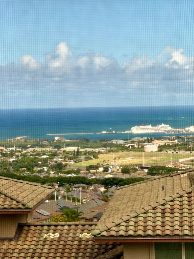 Wailuku Townhome: 25 Kokea Street