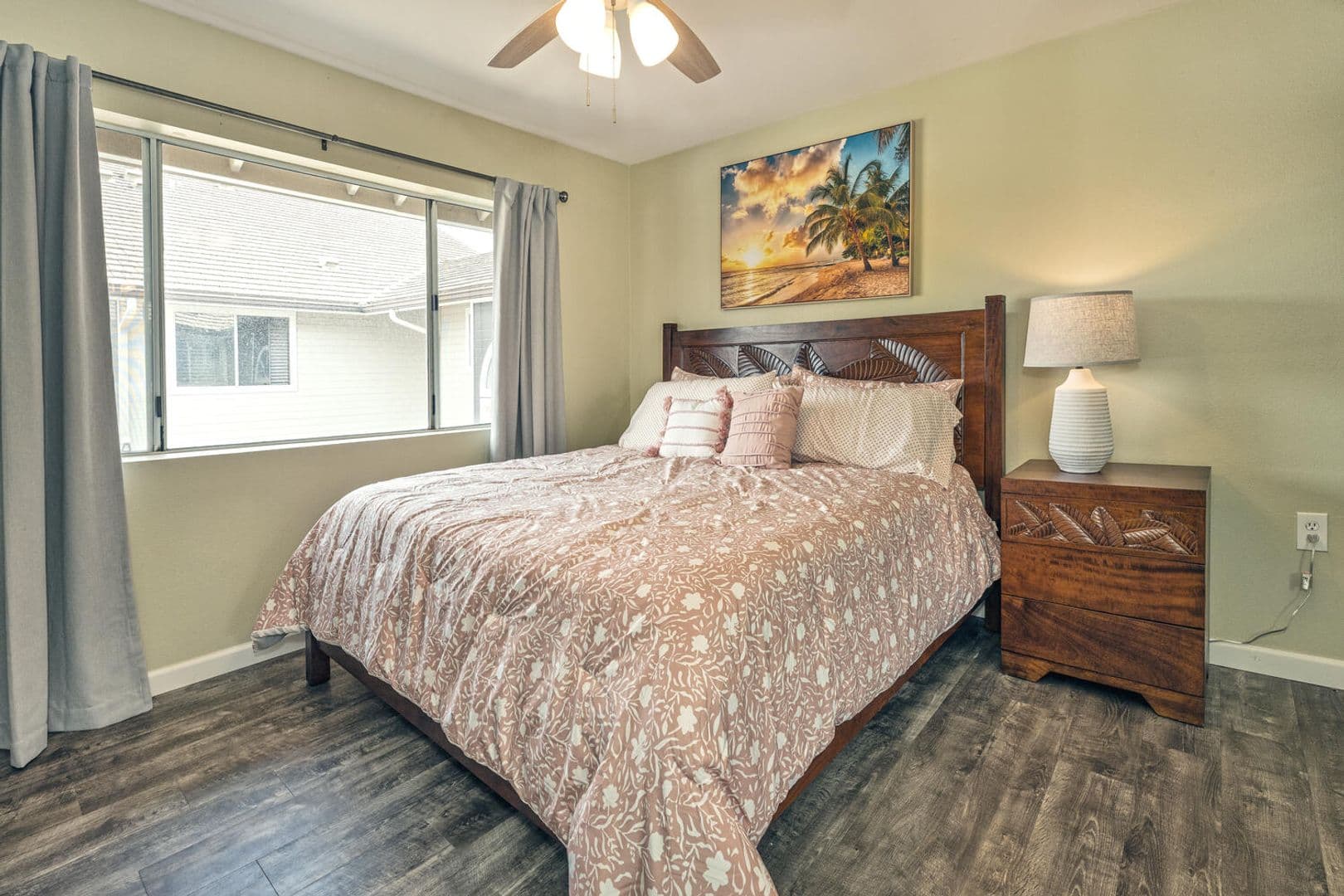 Kapolei House: 92-1543 Aliinui Drive 4E