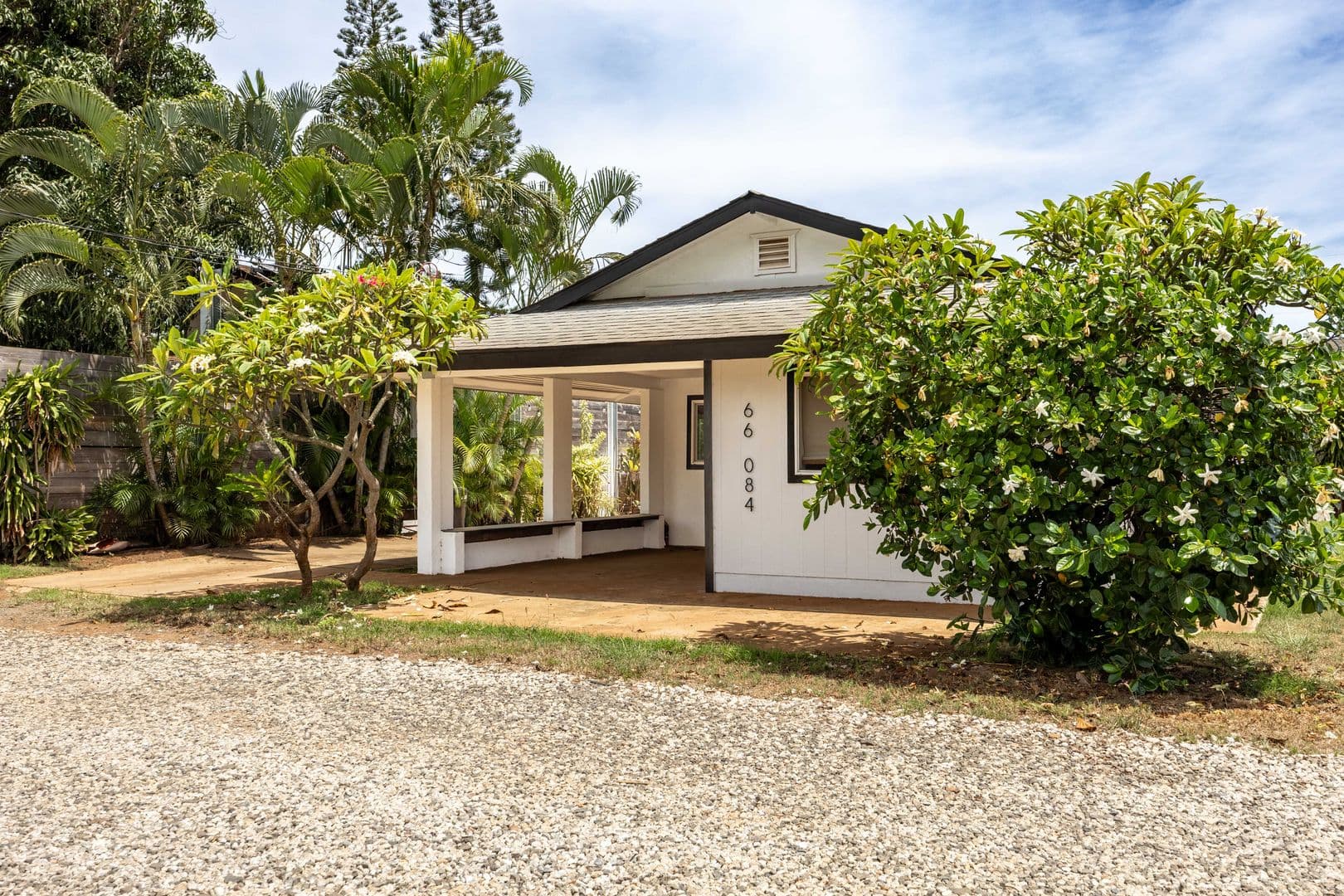 Haleiwa House: 66-84 Wana Pl.