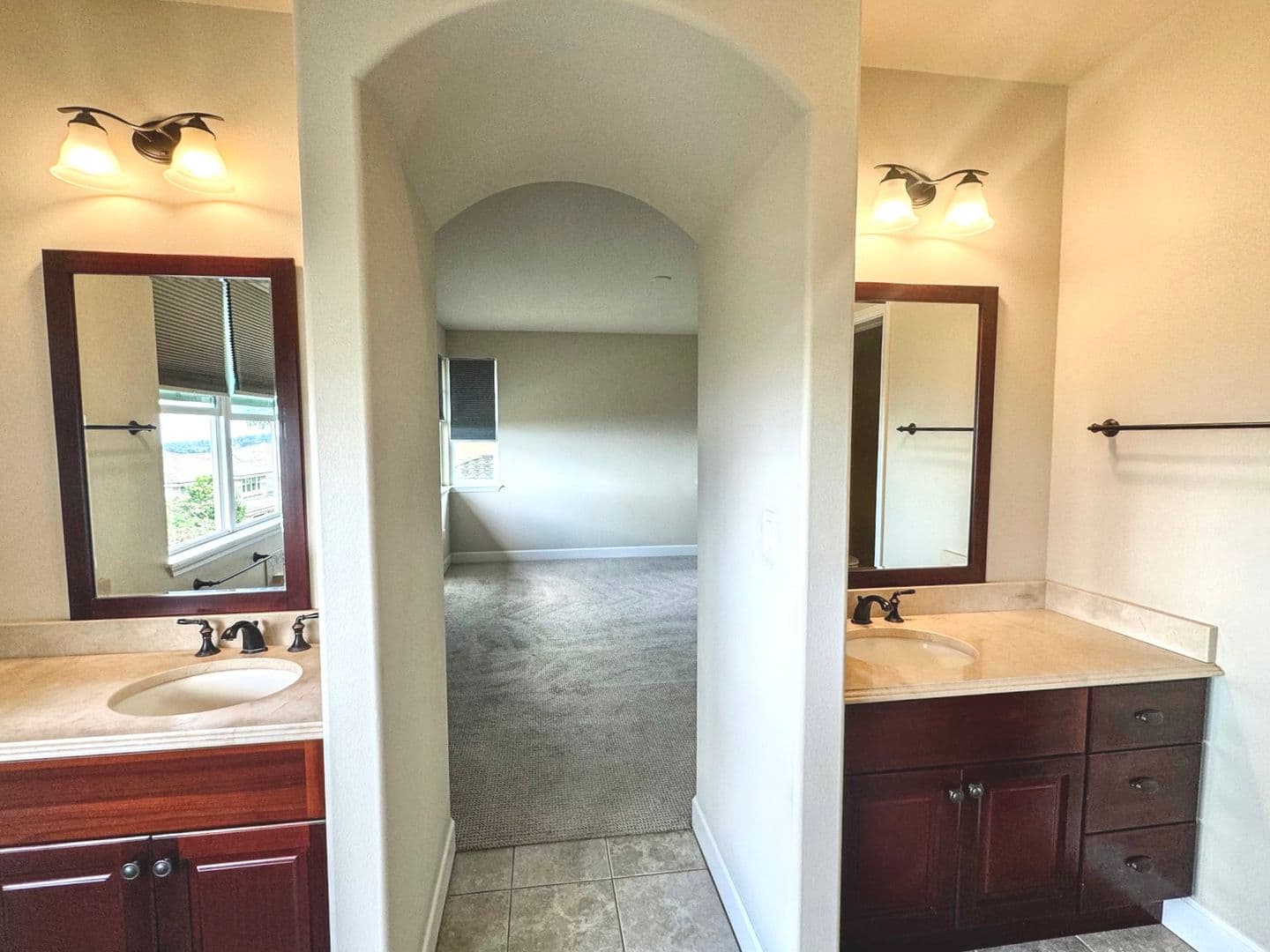 Wailuku Townhome: 25 Kokea Street